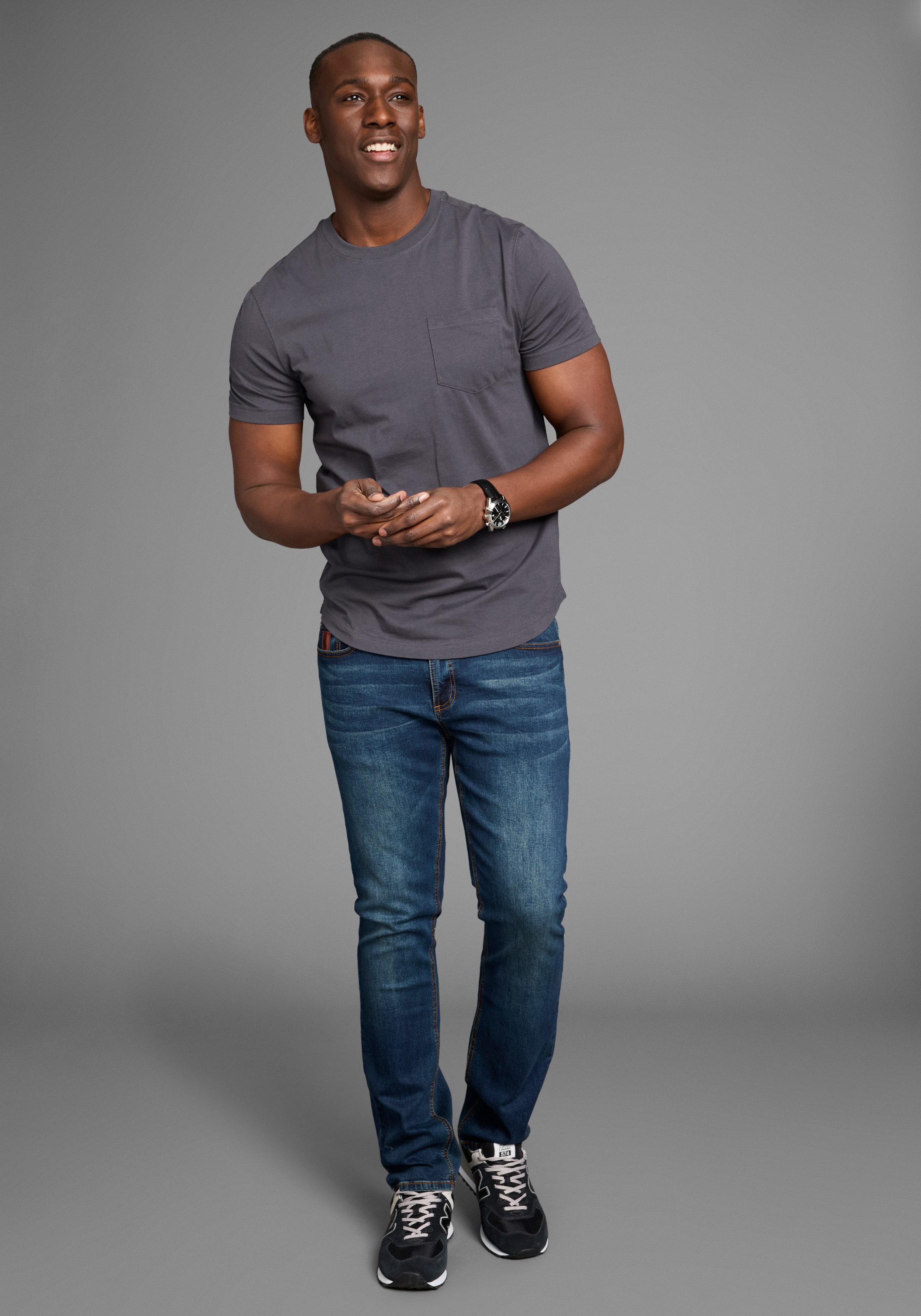 Bruno Banani Lang shirt met een afgeronde zoom