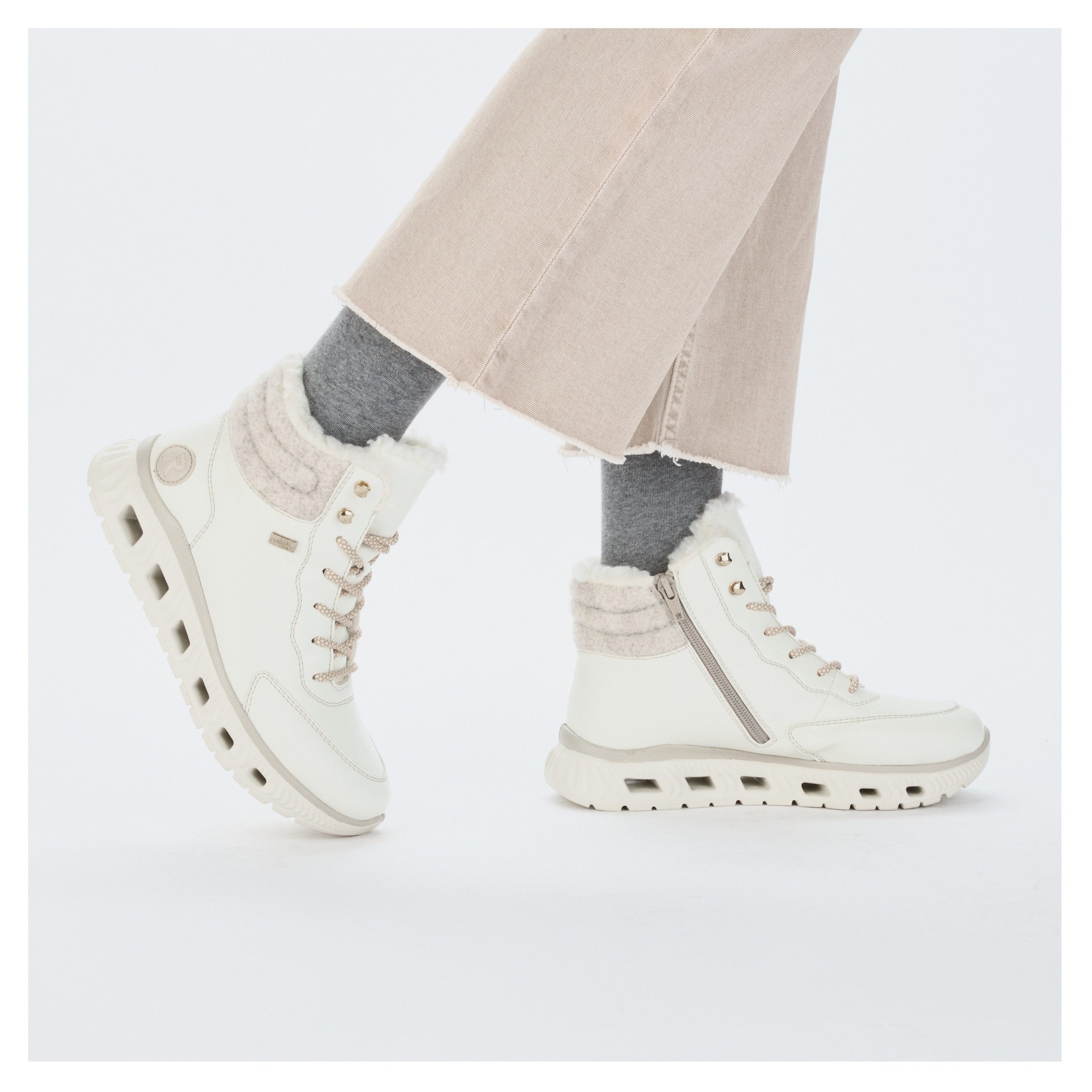 R-Rieker Winterlaarzen met gepolsterde textiele binnenzool dankzij memosoft