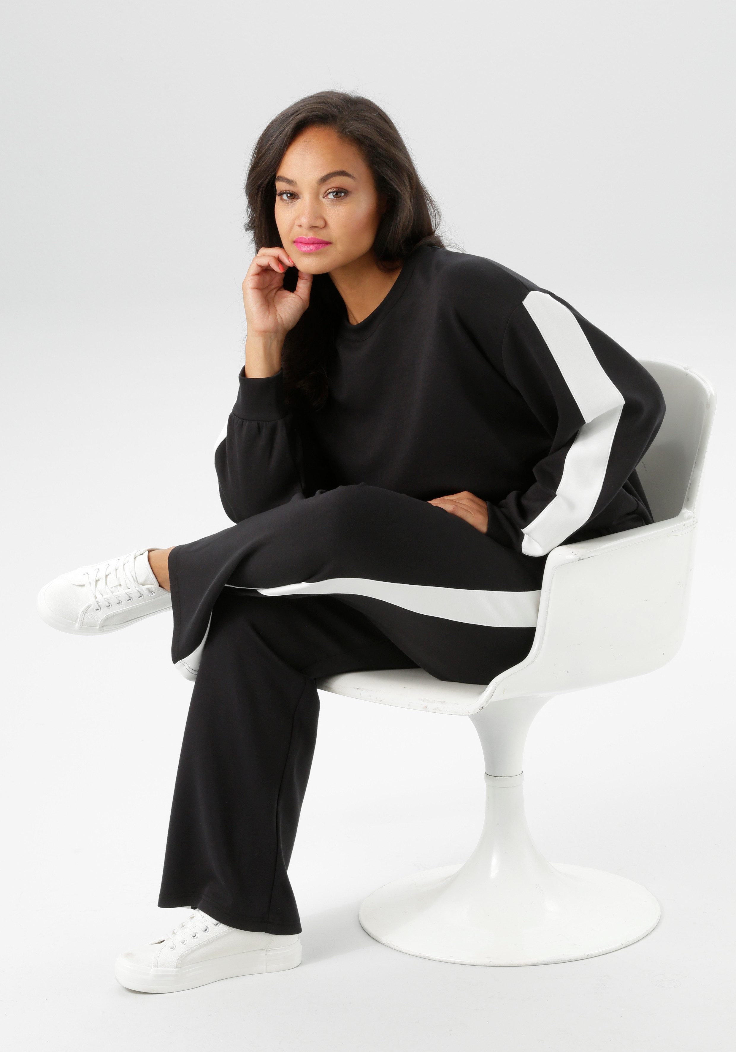 Aniston PLUS Sweatshirt met trendy strepen opzij - nieuwe collectie