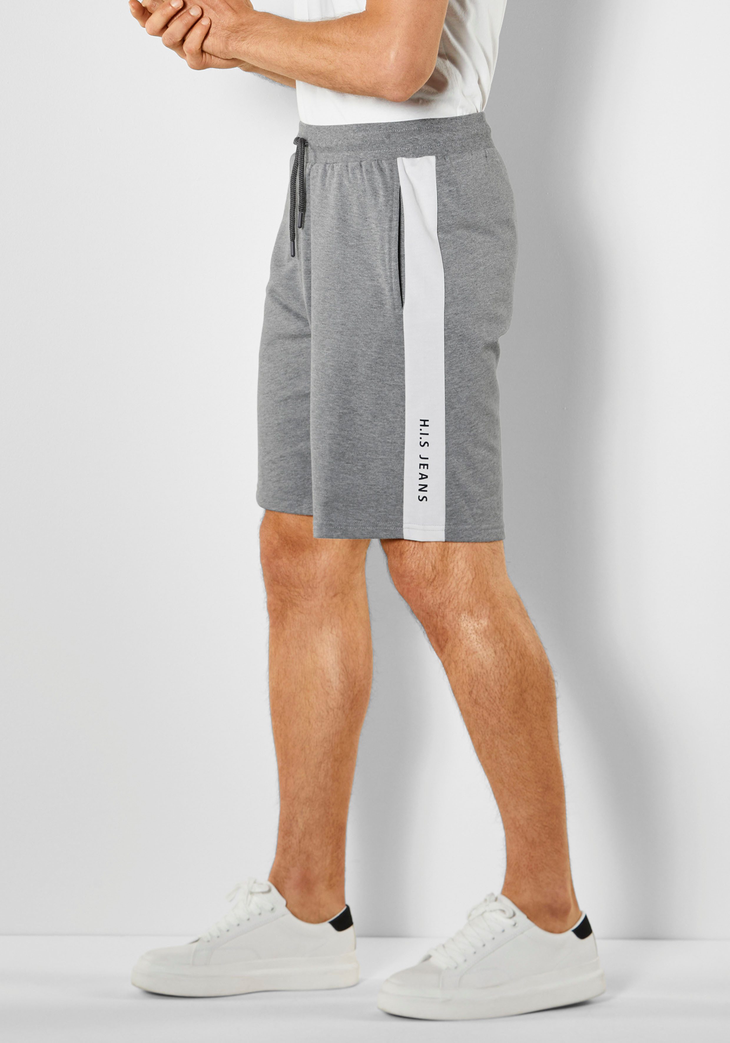 H.I.S Sweatshort opzij strepen met logoprint