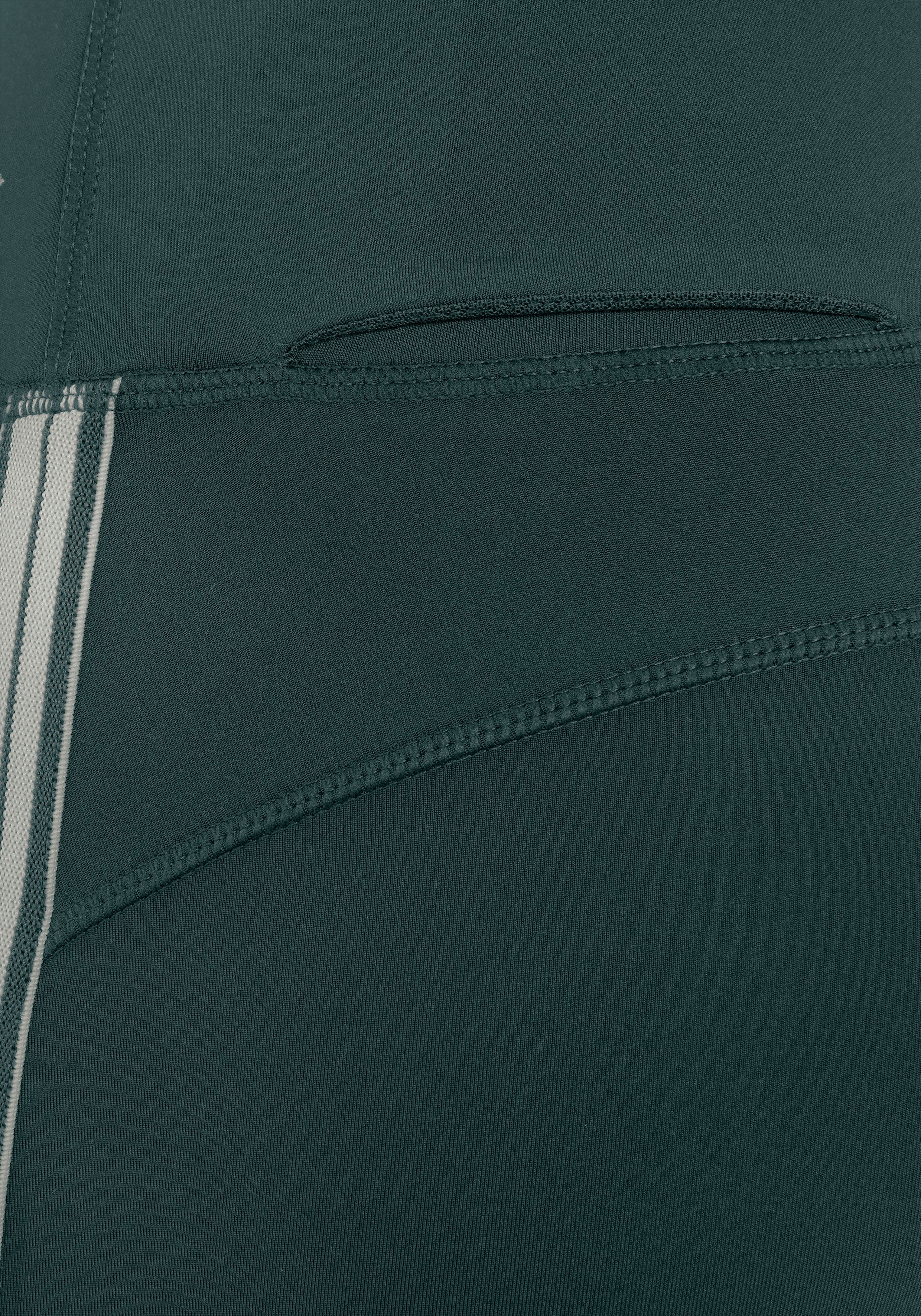 active by Lascana Functionele legging Tennis met contraststrepen opzij