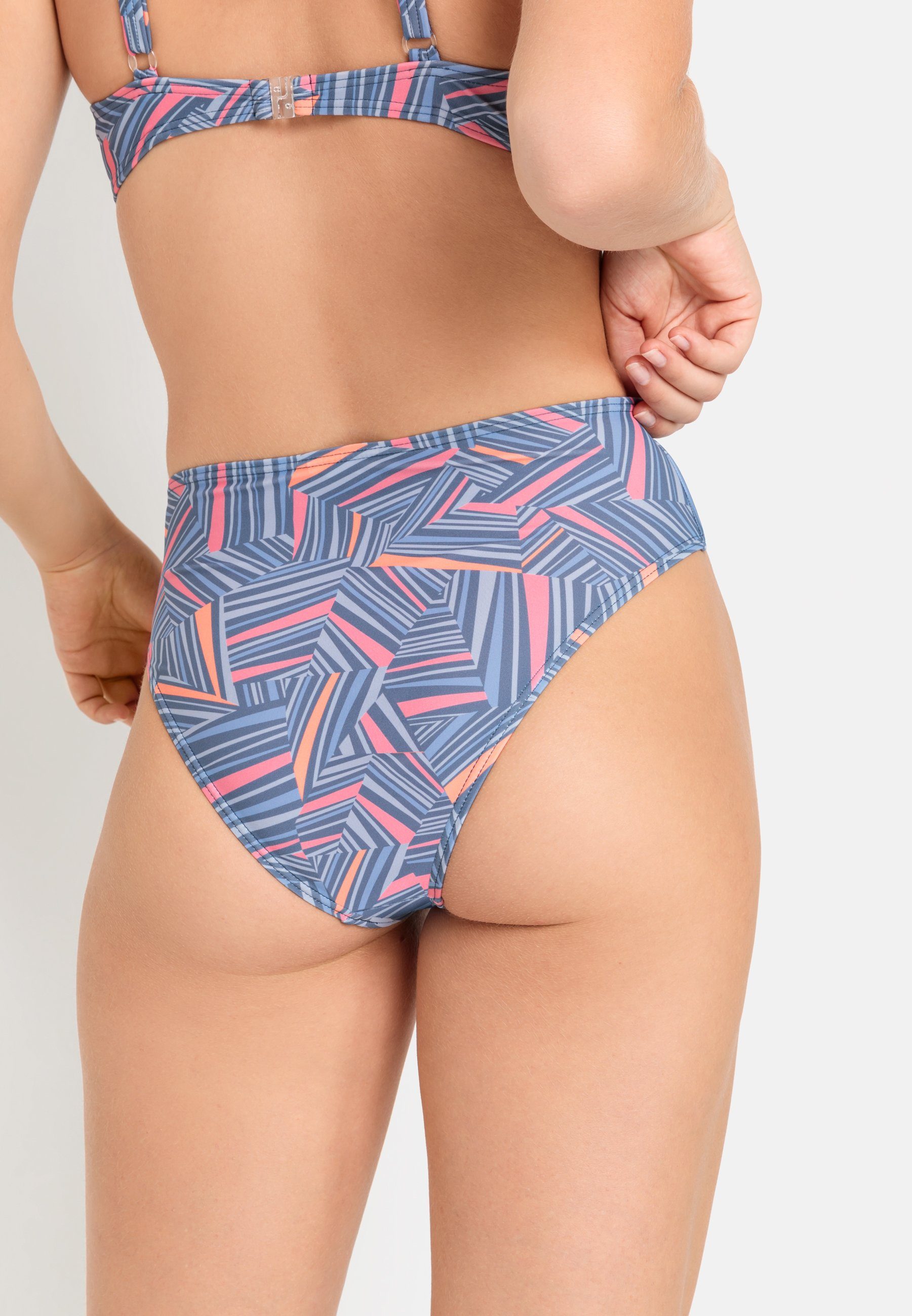 LSCN by LASCANA Highwaist-bikinibroekje Lisa met grafisch patroon
