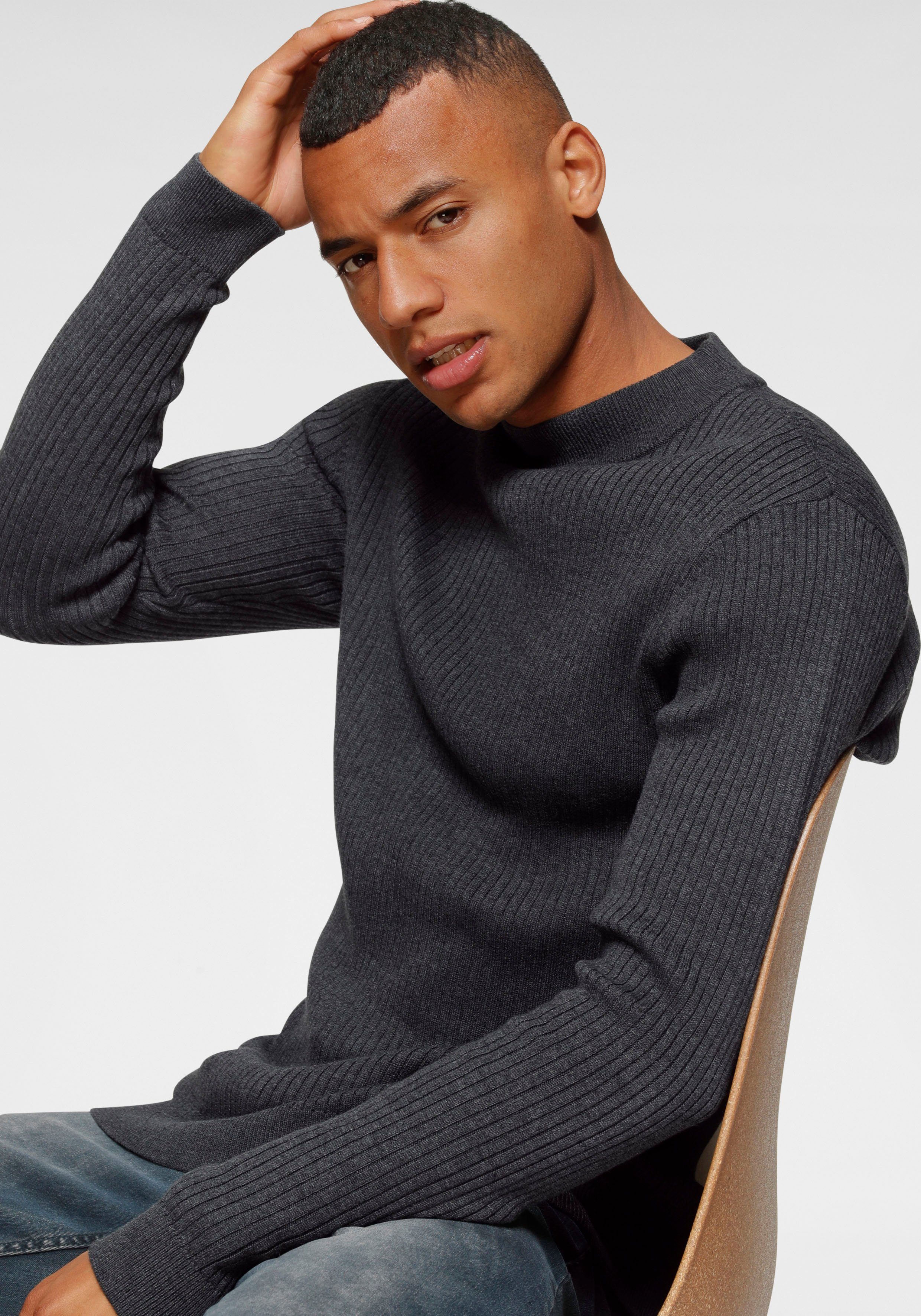 Bruno Banani Trui met staande kraag in ribbrei-look