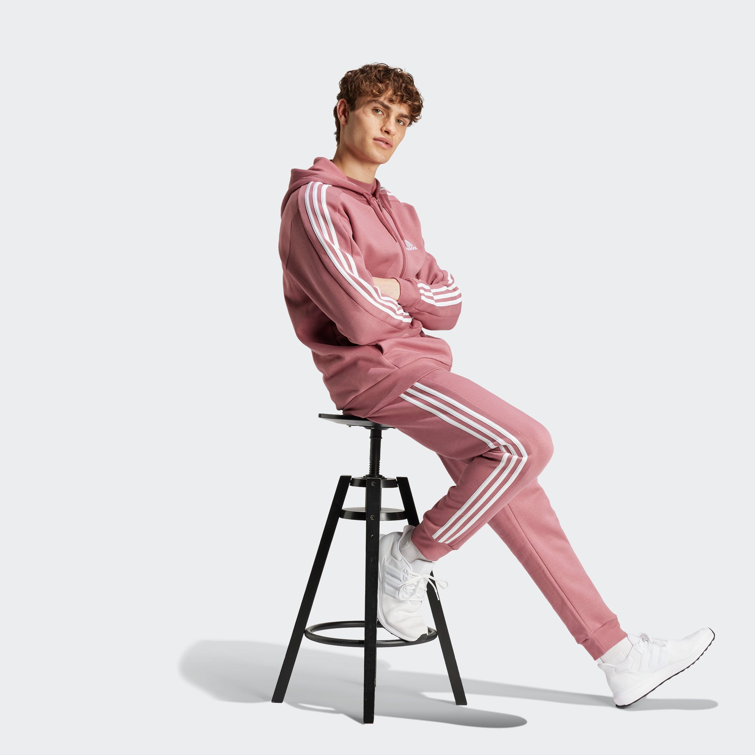 adidas Sportswear Capuchonsweatvest ESSENTIALS 3-STRIPES CAPUCHONJACK comfortabel materiaal van katoenmix (1-delig)