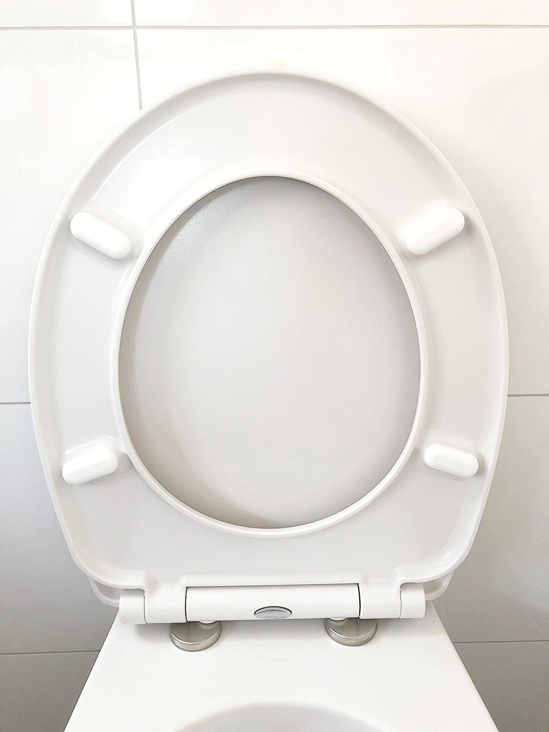 ADOB Toiletzitting Wit Soft-closemechanisme, voor het schoonmaken met één druk op de knop afneembaar