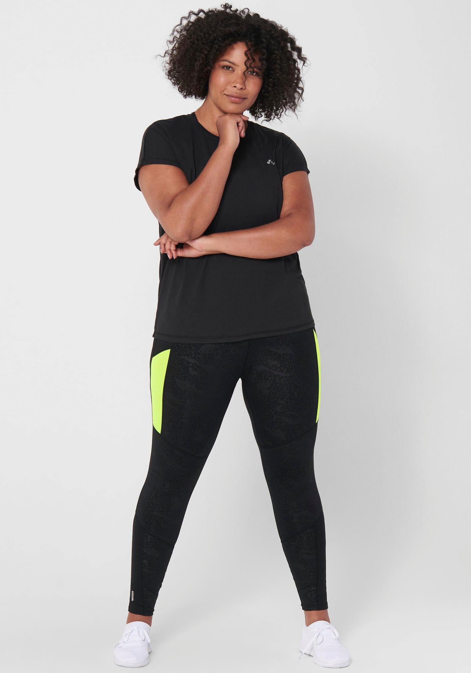 Only Play Functioneel shirt ONPAUBREE SS LOOSE TRAIN TEE CURVY NOOS
