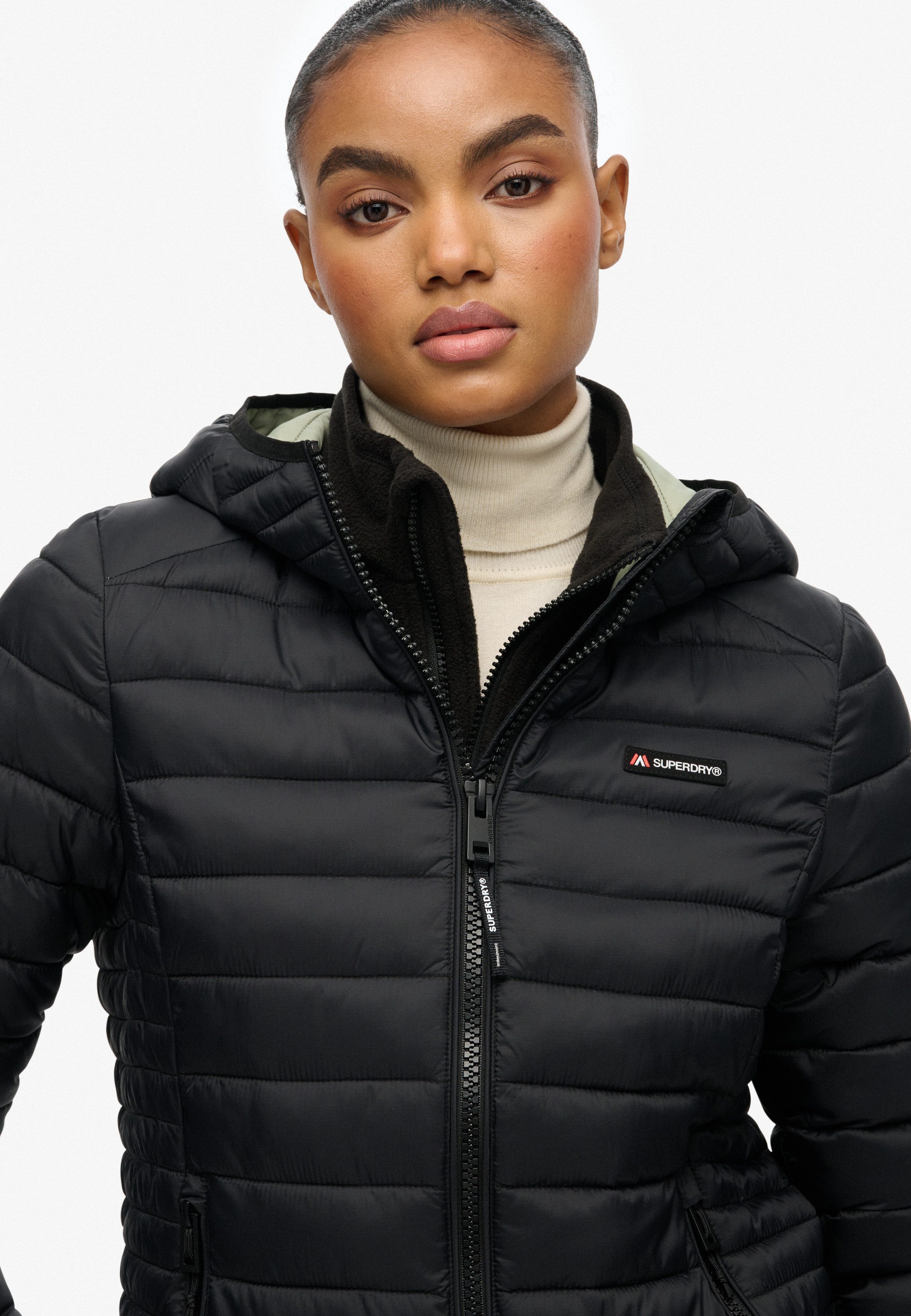 Superdry Gewatteerde jas HOODED FUJI LITE PADDED JACKET