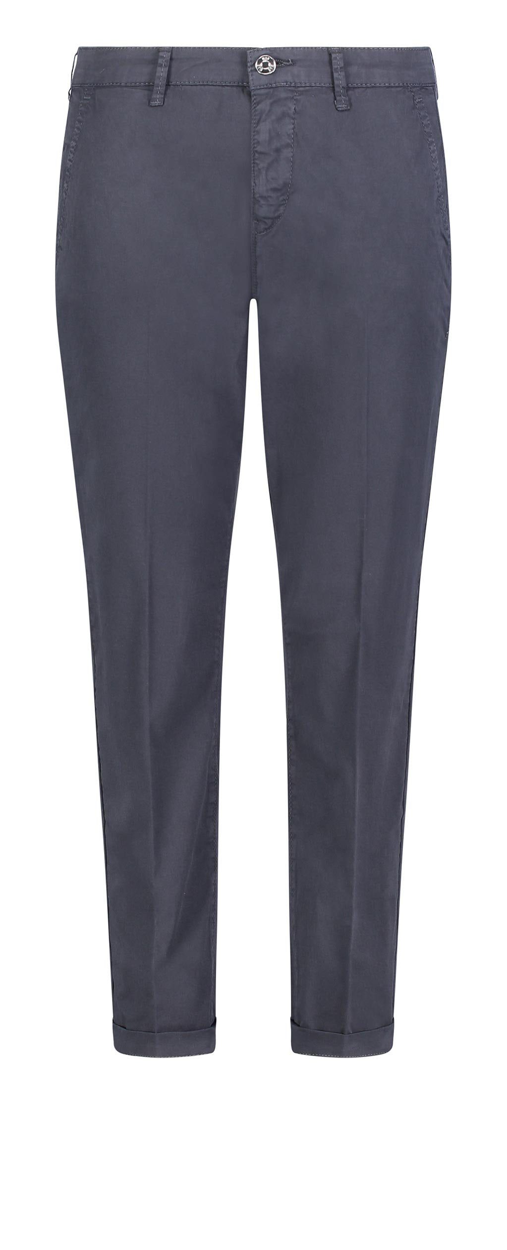 MAC Chino turn up met subtiele glans, elegant en sportief tegelijk