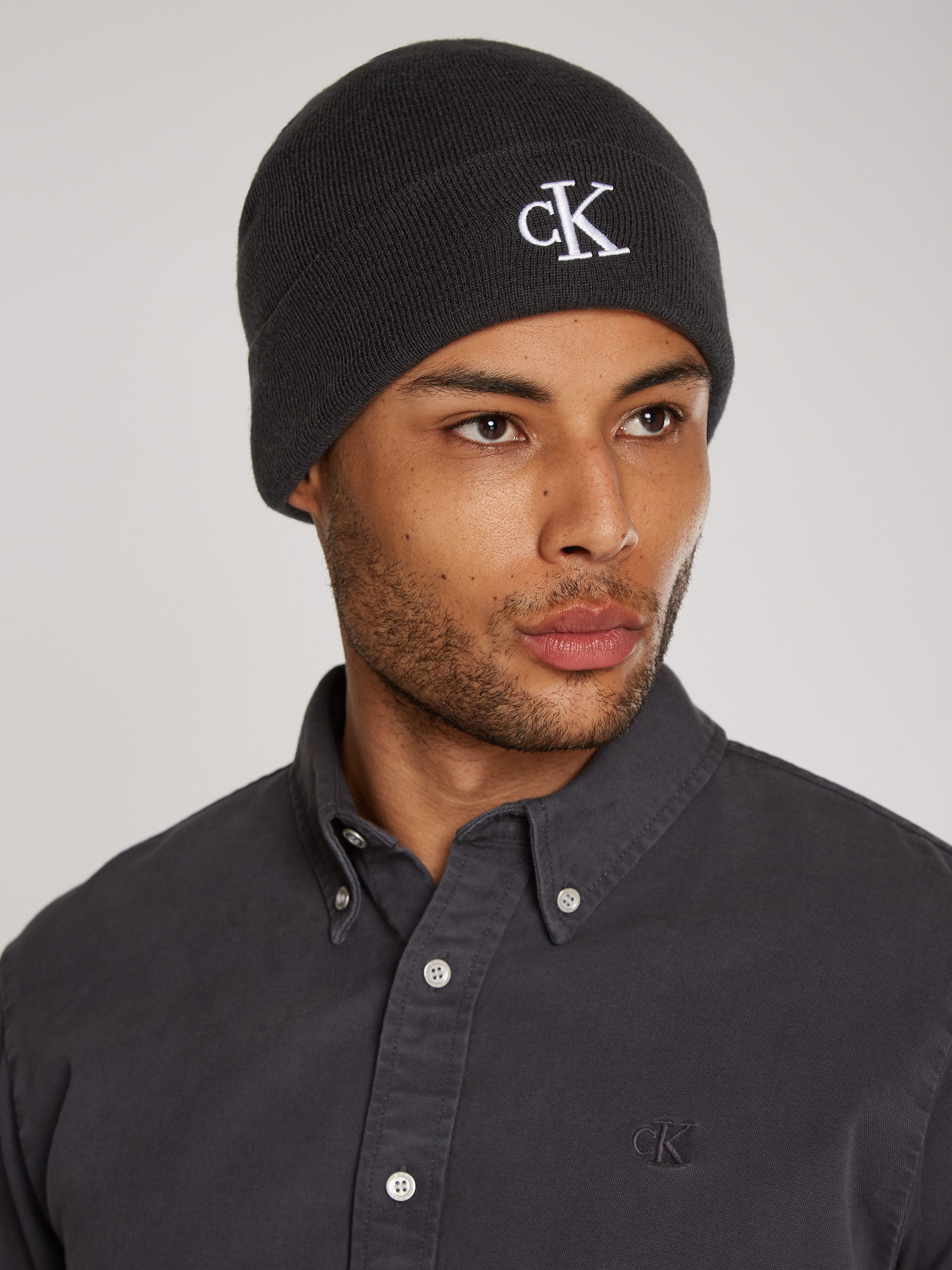 Calvin Klein Beanie MONOGRAM EMBRO BEANIE