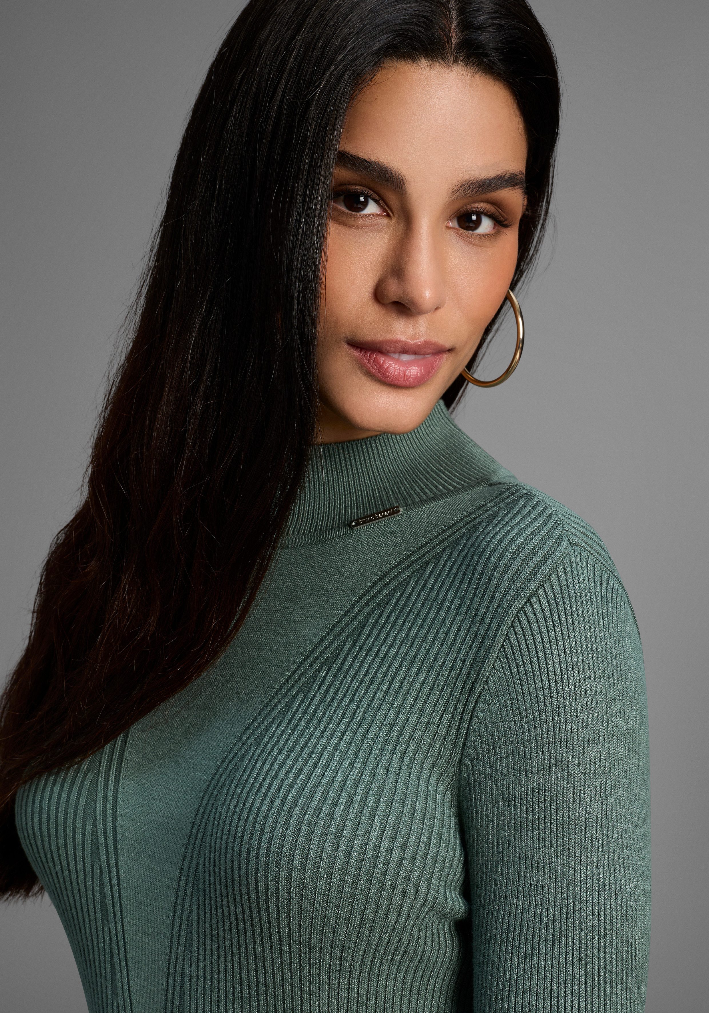 Bruno Banani Gebreide jurk in ribbreisel - nieuwe collectie