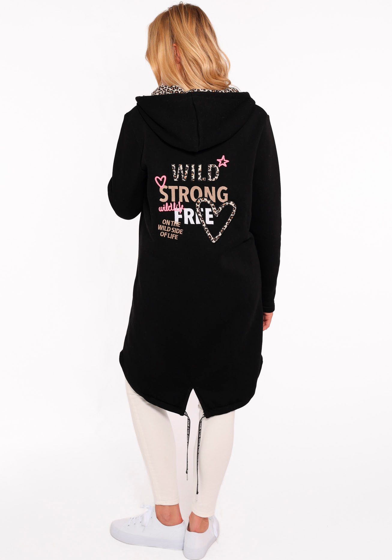 Zwillingsherz Jersey jas Wild Strong Free met capuchon, zakken, voor- en achterprint wild sterk vrij