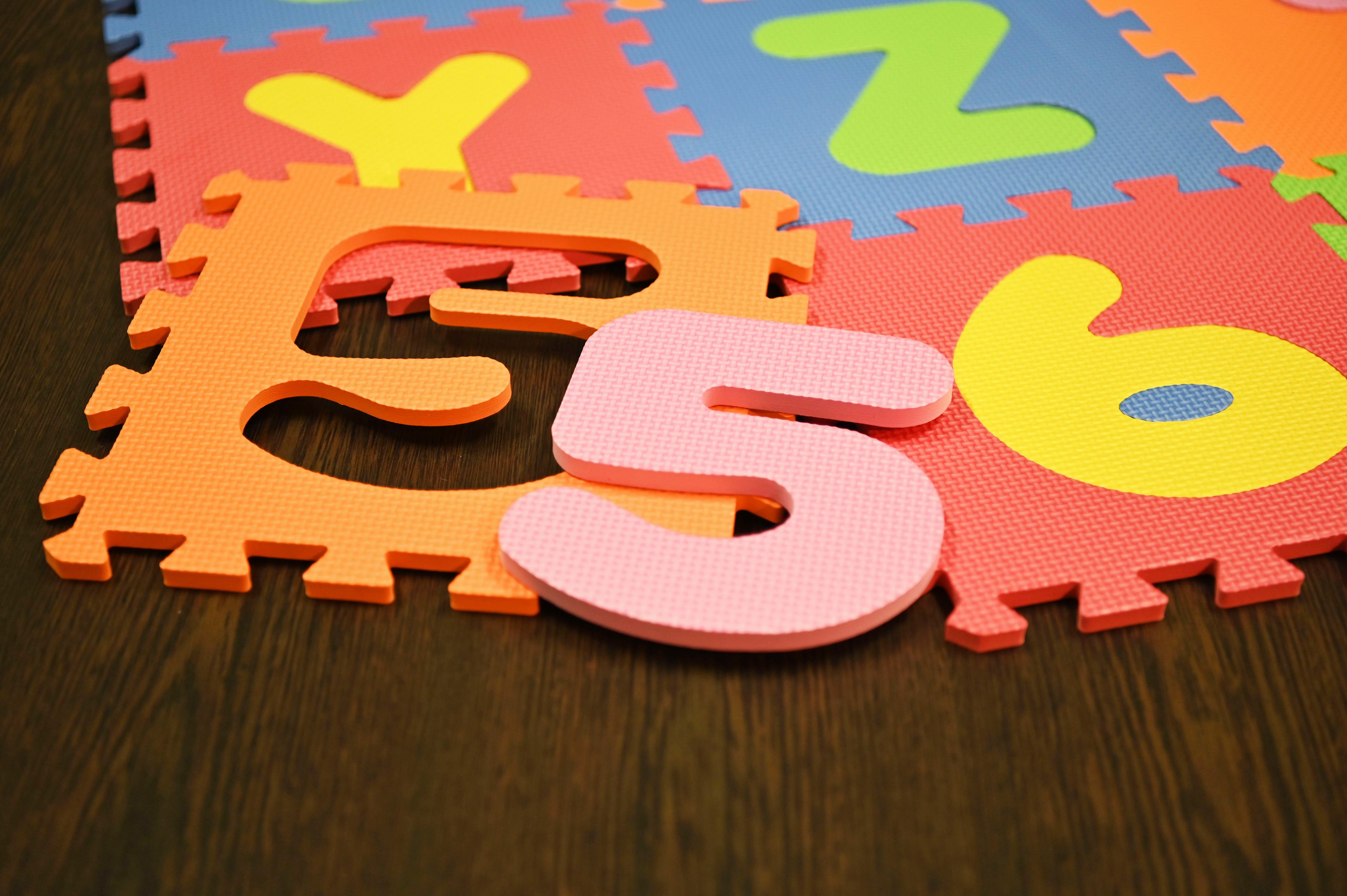 Knorrtoys® Puzzel Cijfers en letters Puzzelmat, vloerpuzzel