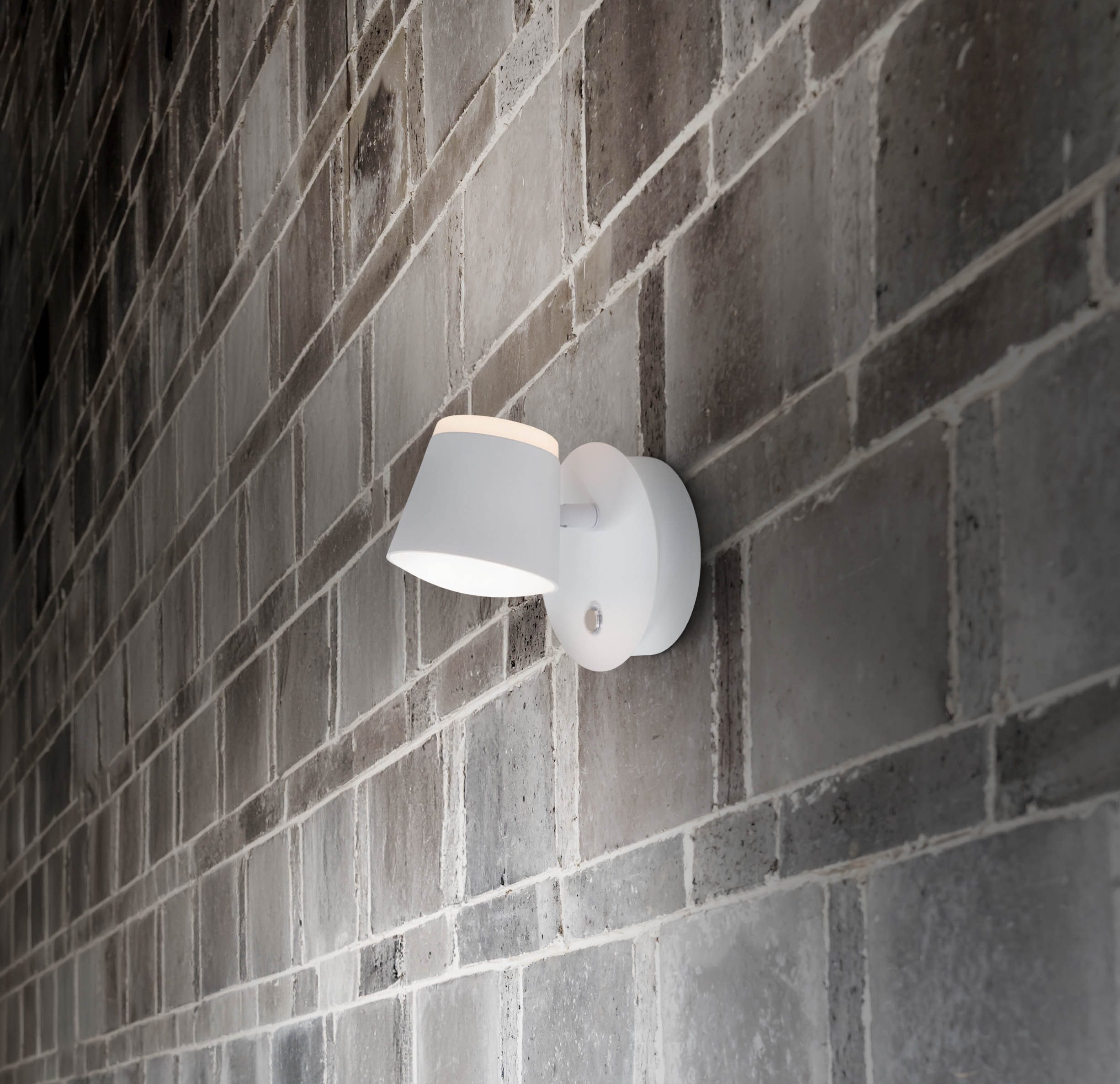 näve Led-wandlamp Tondo magnetisch, batterij opladen via usb-c kabel, dimbaar per touch, geheugen (1 stuk)