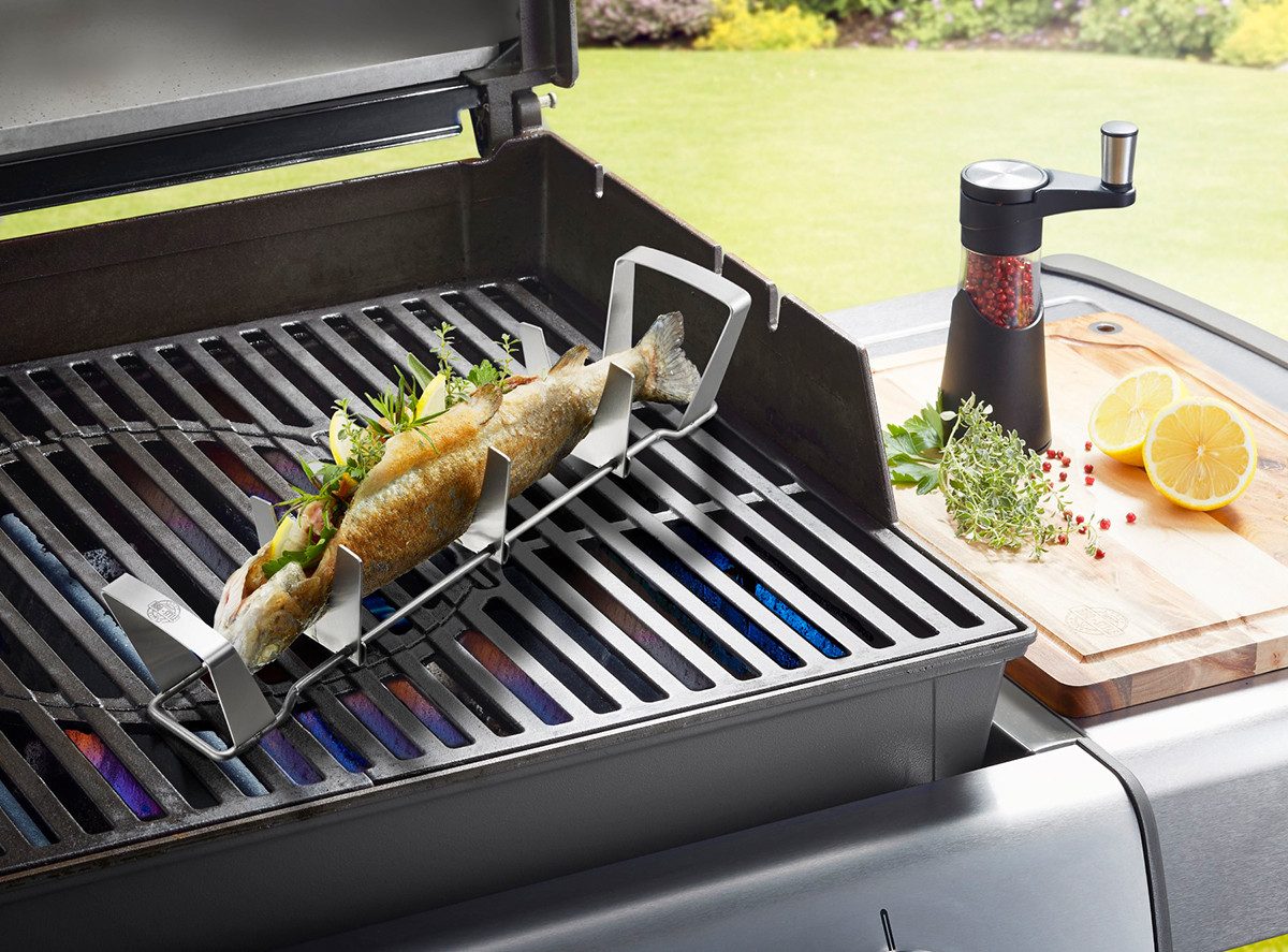 GEFU Barbecueschaal FISCHHALTER BBQ verstelbare maat, gemakkelijk schoon te maken, perfect voor barbecuefeesten (1 stuk)