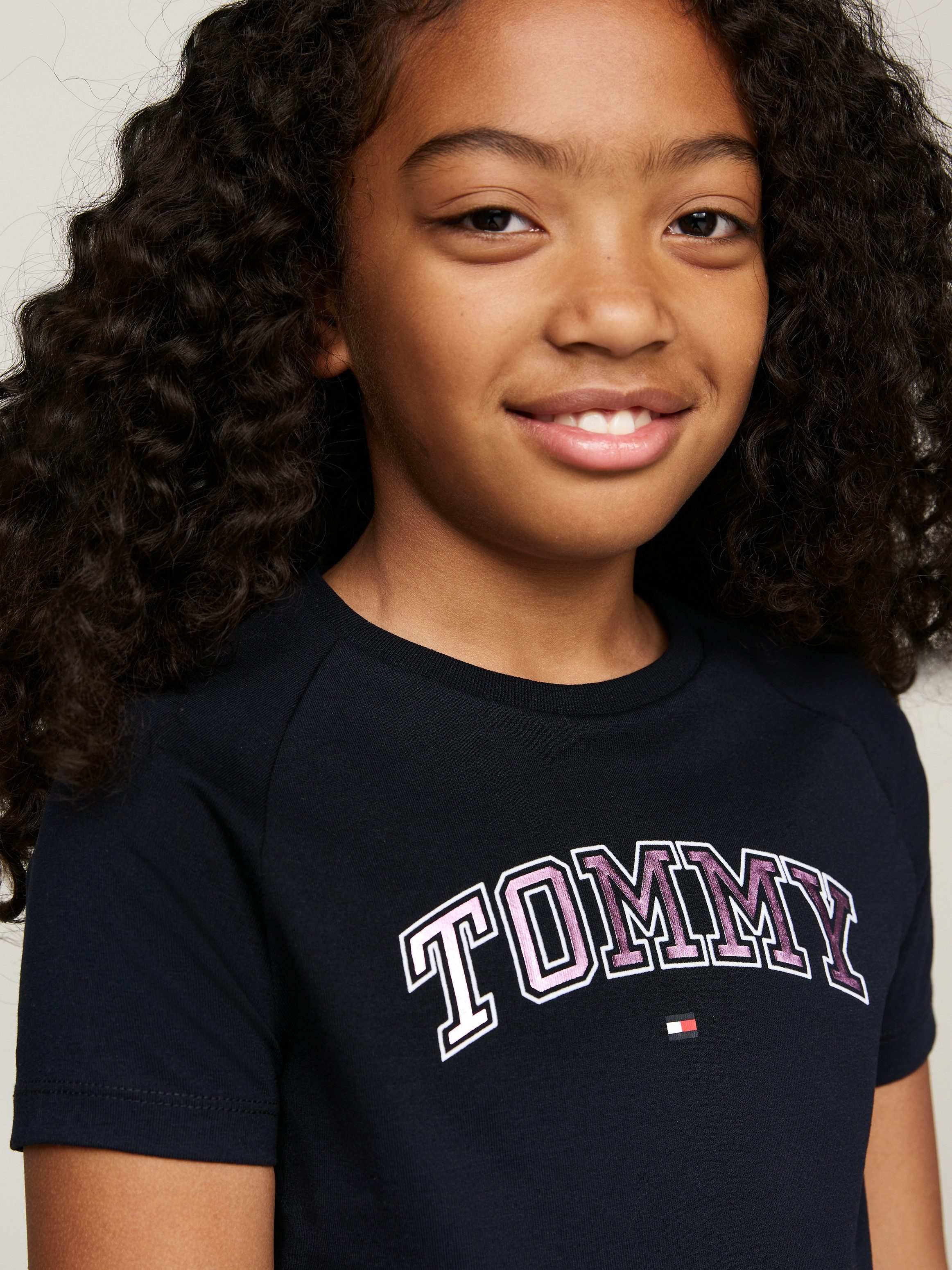 Tommy Hilfiger Shirt met korte mouwen VARSIY FOIL REG TEE SS Kinderen tot 16 jaar met logo-opdruk