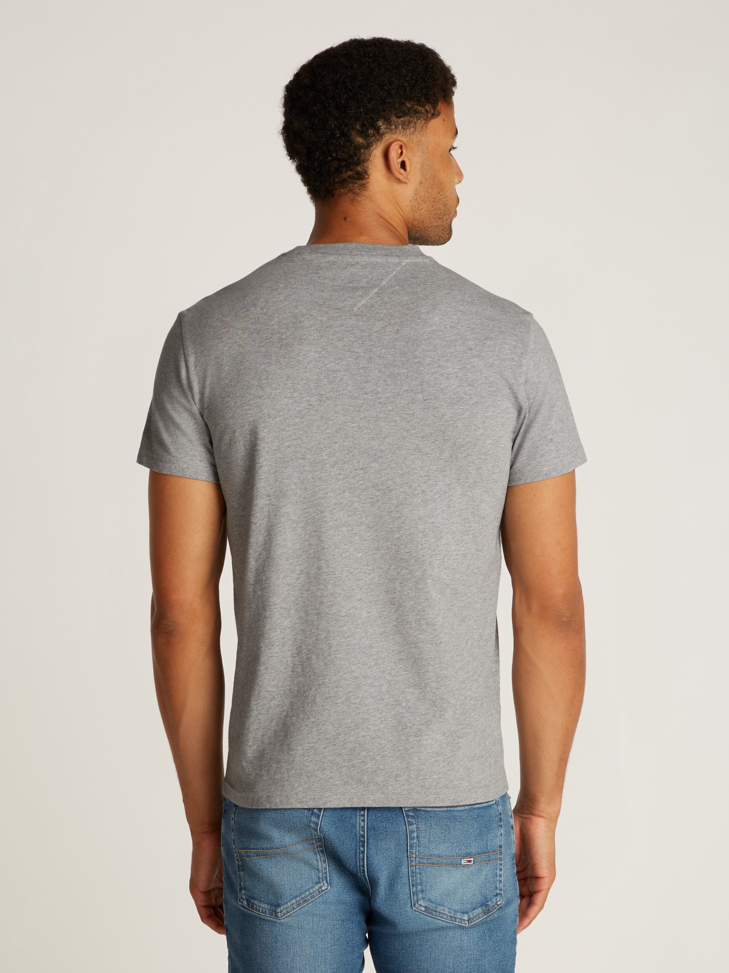 Tommy Jeans Plus Shirt met ronde hals TJM SLIM LINEAR CHEST SS TEE EXT