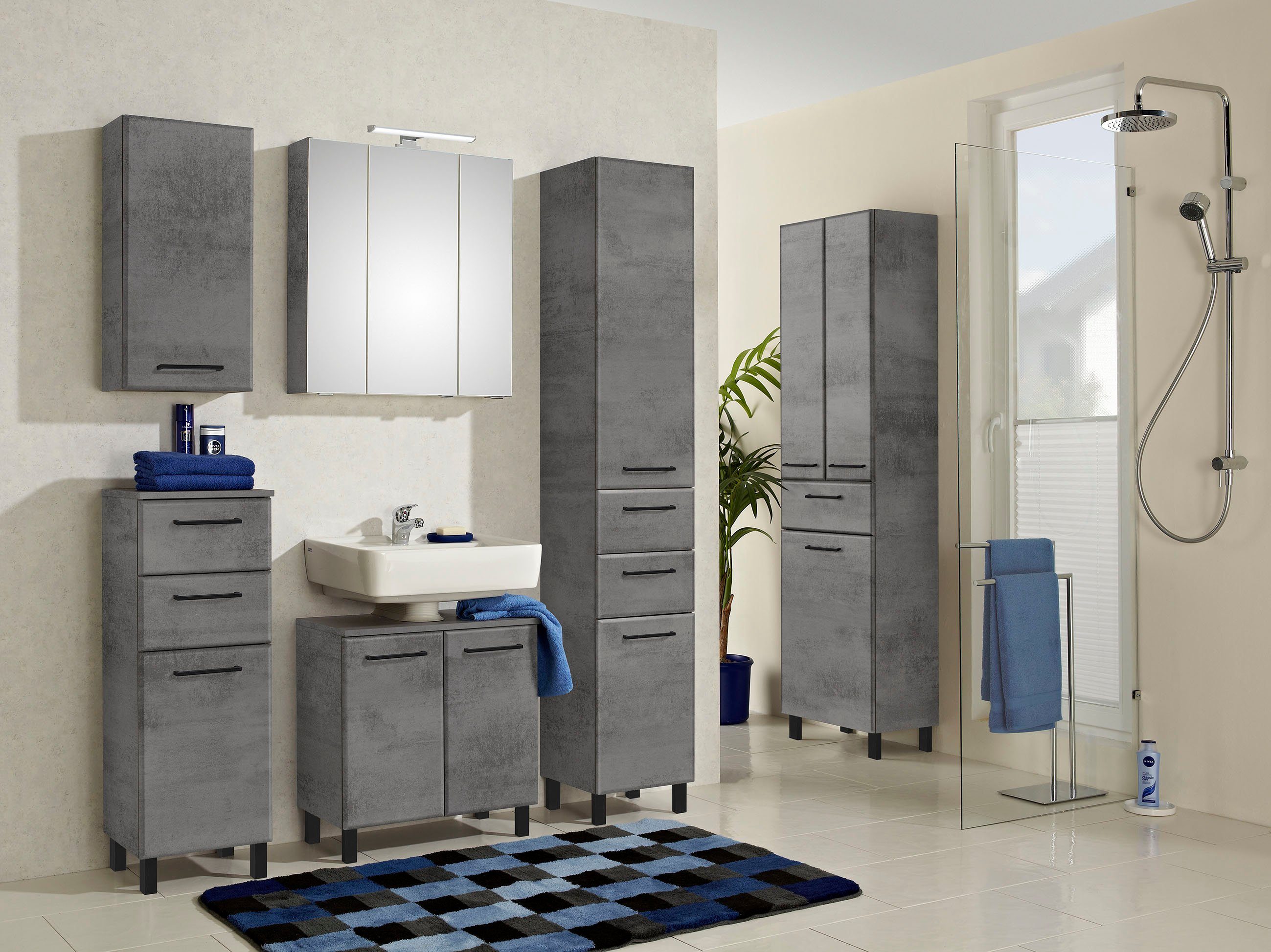 Saphir Badkamerserie Quickset 945 2-delig, wastafelonderkast met led-spiegelkast Wastafel 65 cm breed, 5 deuren, 6 legplanken, incl. deurdemper (2-delig)