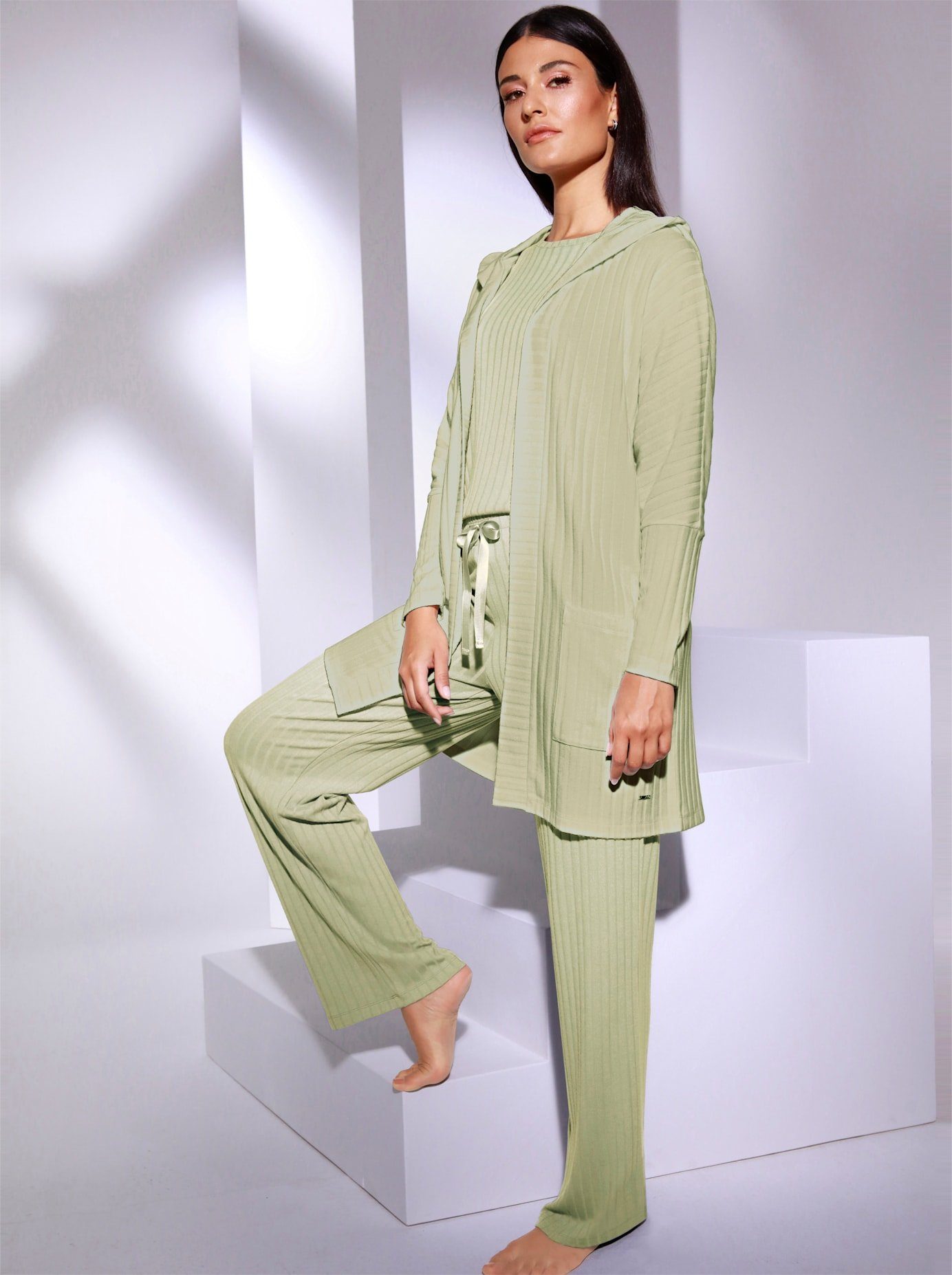 feel good Lang jack dames loungewear maat 48/50 groen