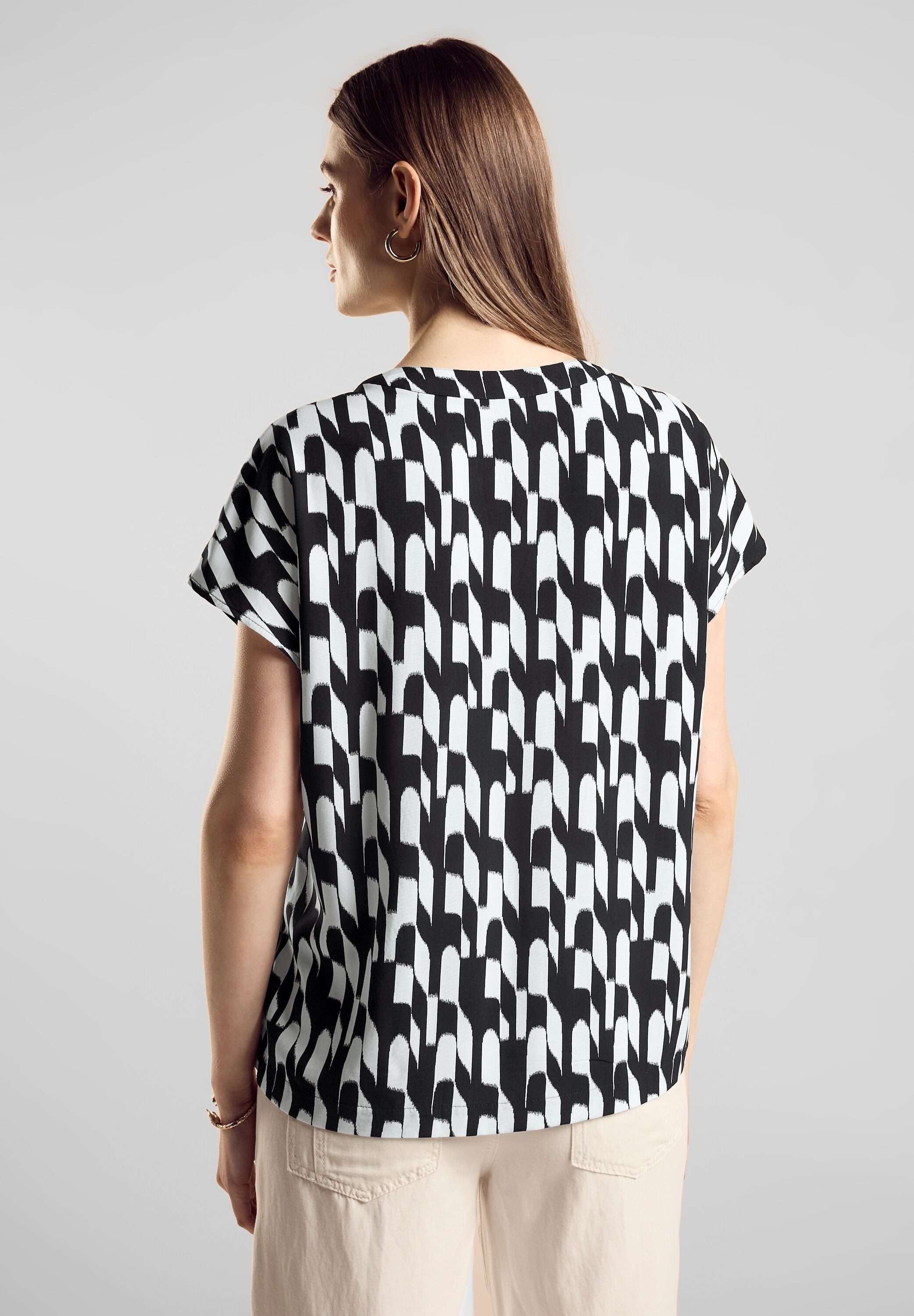 STREET ONE Gedessineerde blouse met grafisch patroon