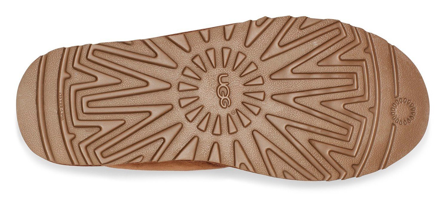 UGG Veterschoenen Neumel chukka boot, vrijetijdsschoen met casual 3-gaats vetersluiting