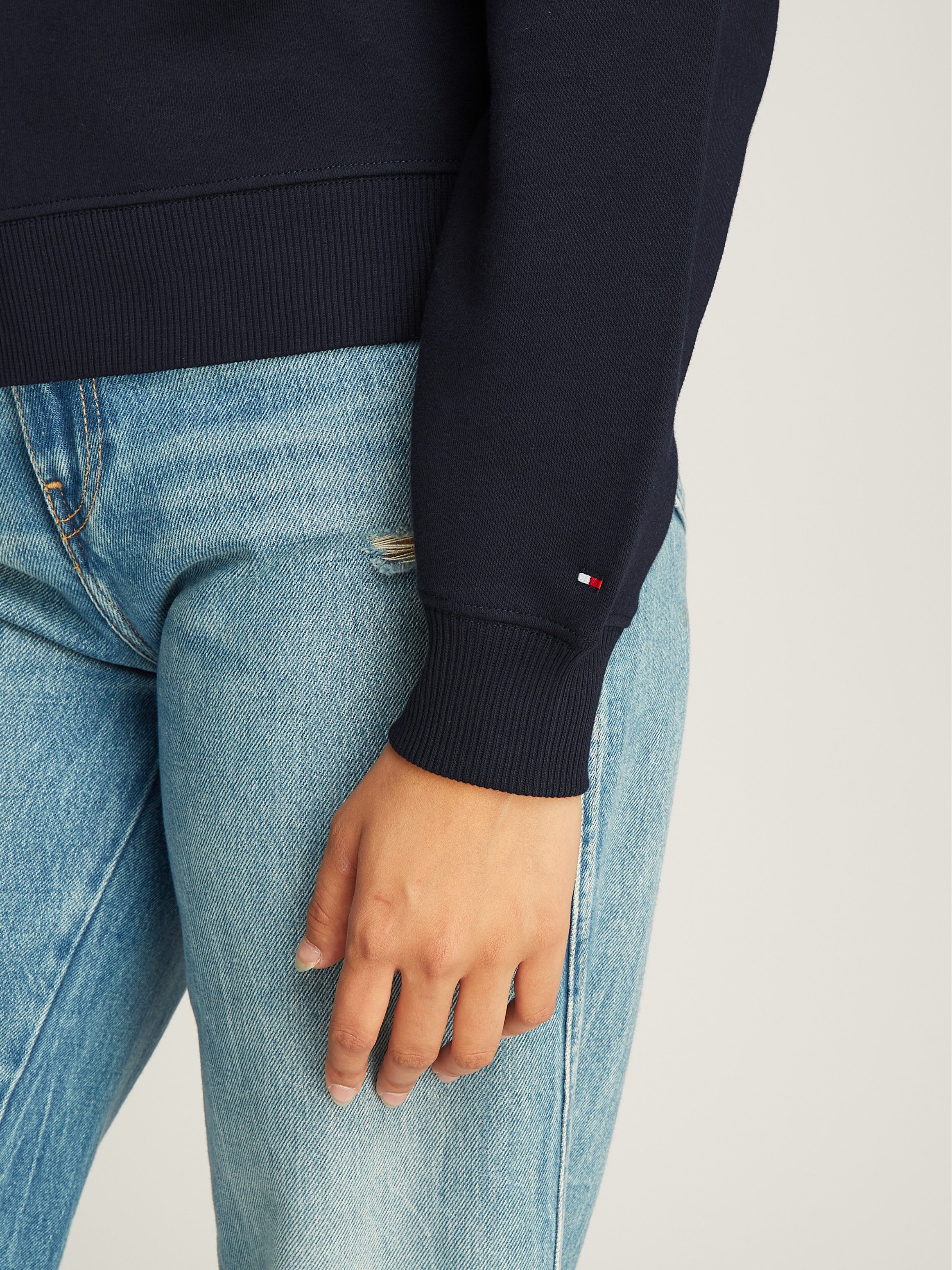 Tommy Hilfiger Hoodie MDRN REG CORP LOGO HOODIE met geborduurd logo-opschrift