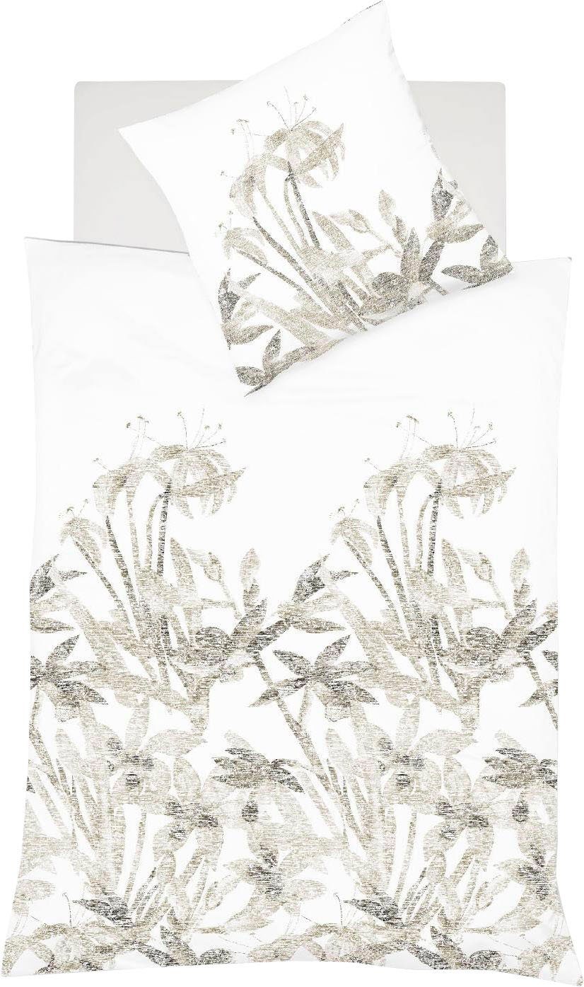 fleuresse Tweezijdig te gebruiken overtrekset Provence Cassis elegante bloemenweide dekbedovertrekken beige