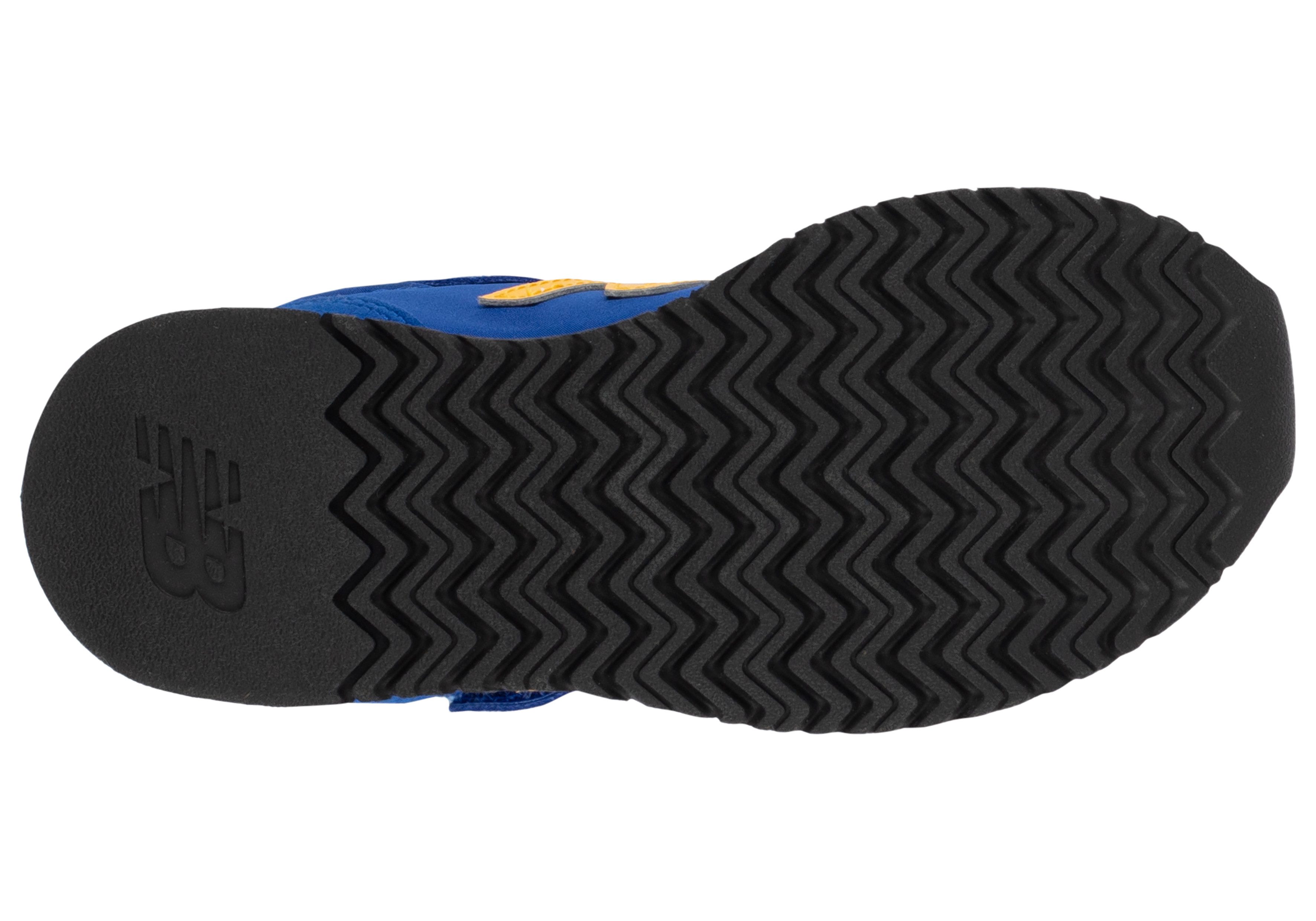 New Balance Sneakers PV32