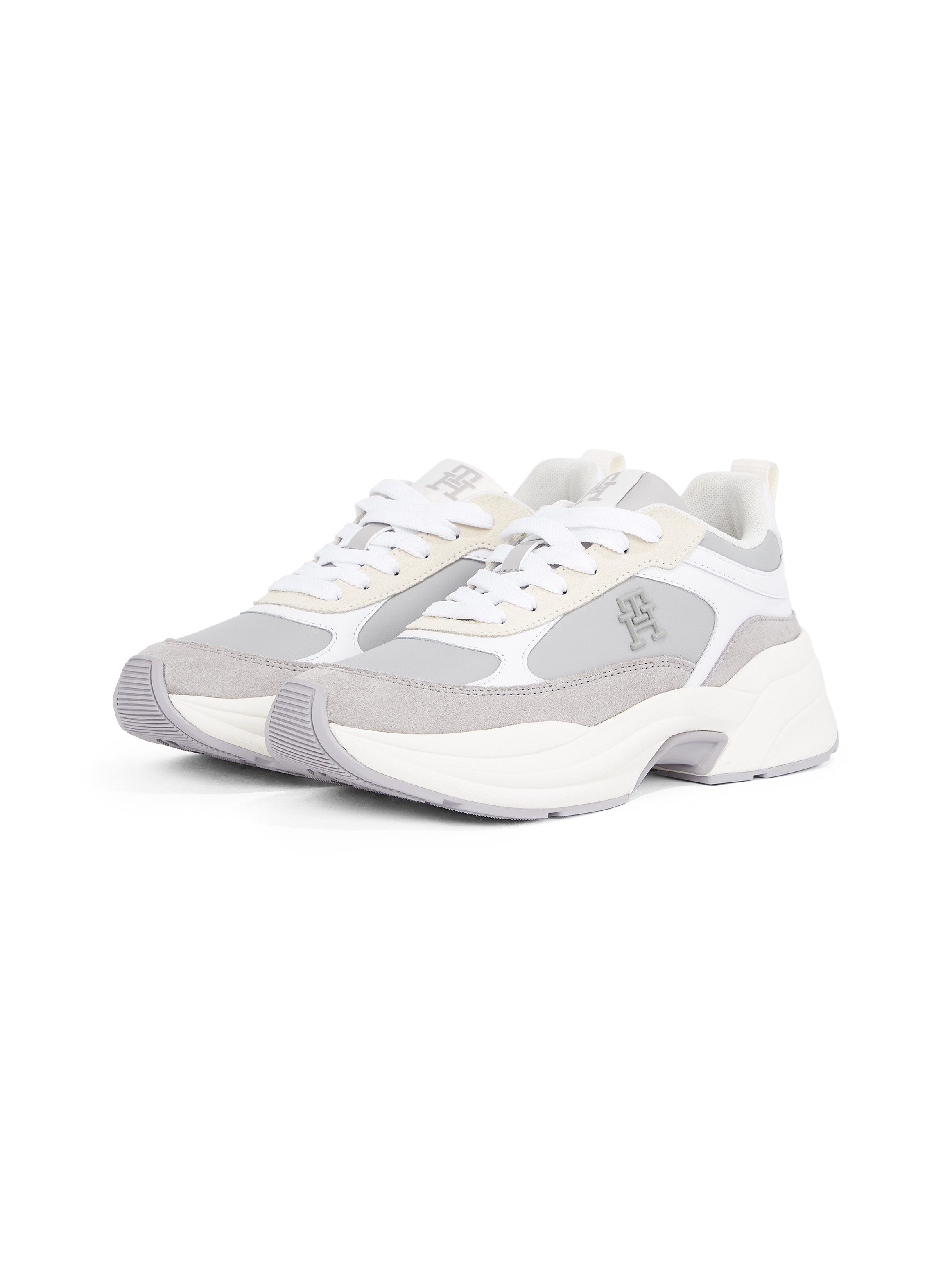 Tommy Hilfiger Plateausneakers TH CHUNKY FEMININE RUNNER freizeitschoen, lage schoen, veterschoen met th-logo-embleem