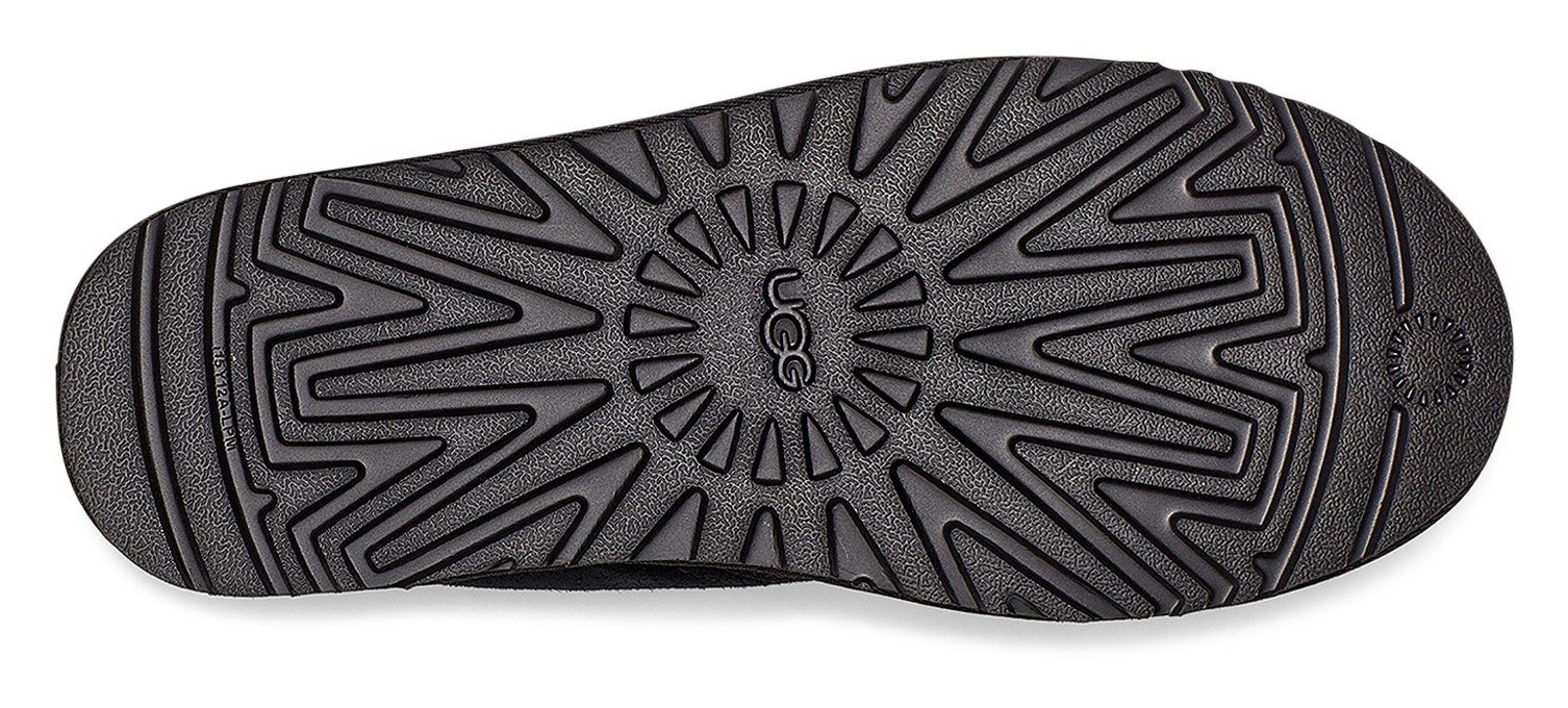 UGG Veterschoenen Neumel chukka boot, vrijetijdsschoen met casual 3-gaats vetersluiting