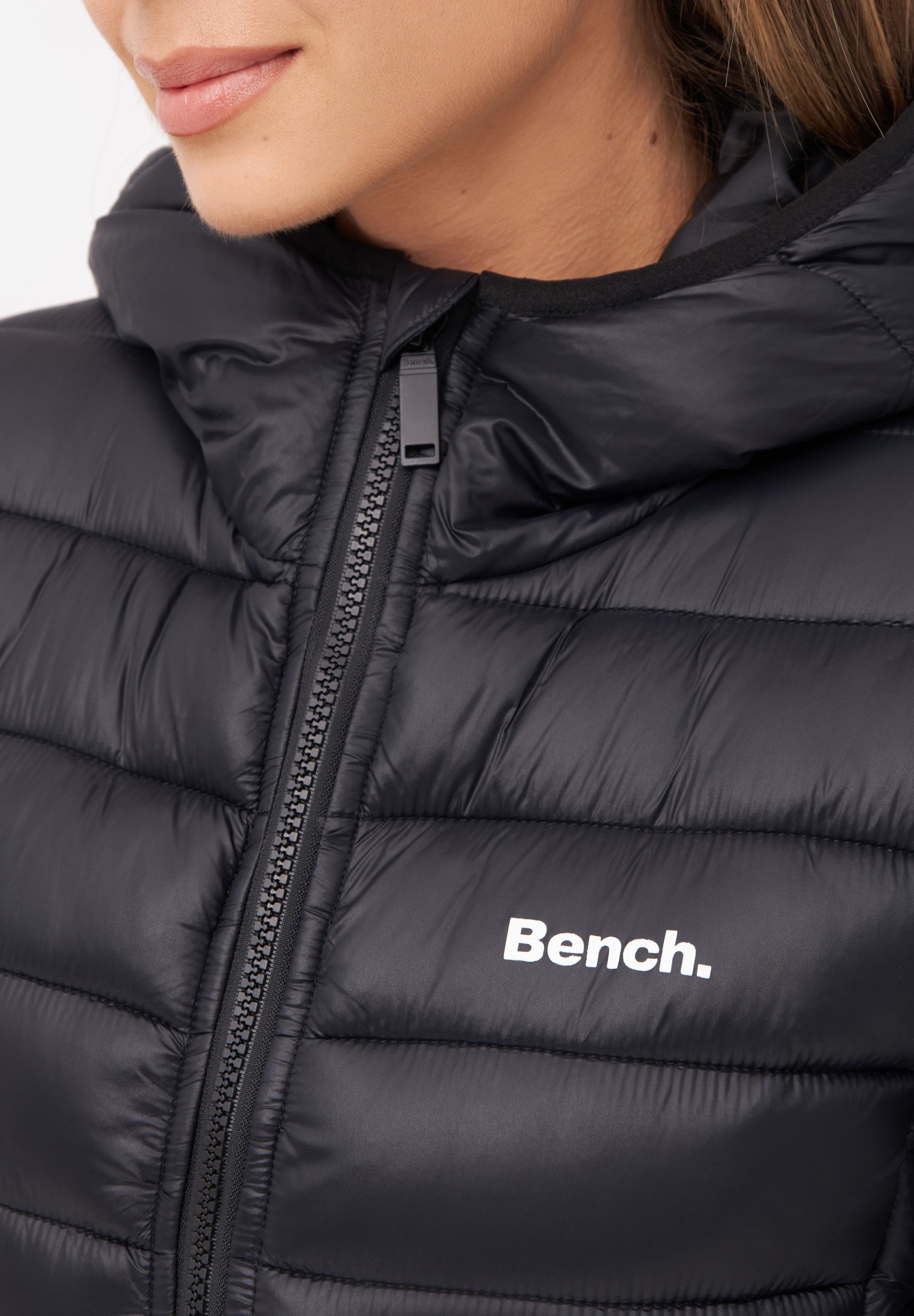 Bench. Gewatteerde jas Kara