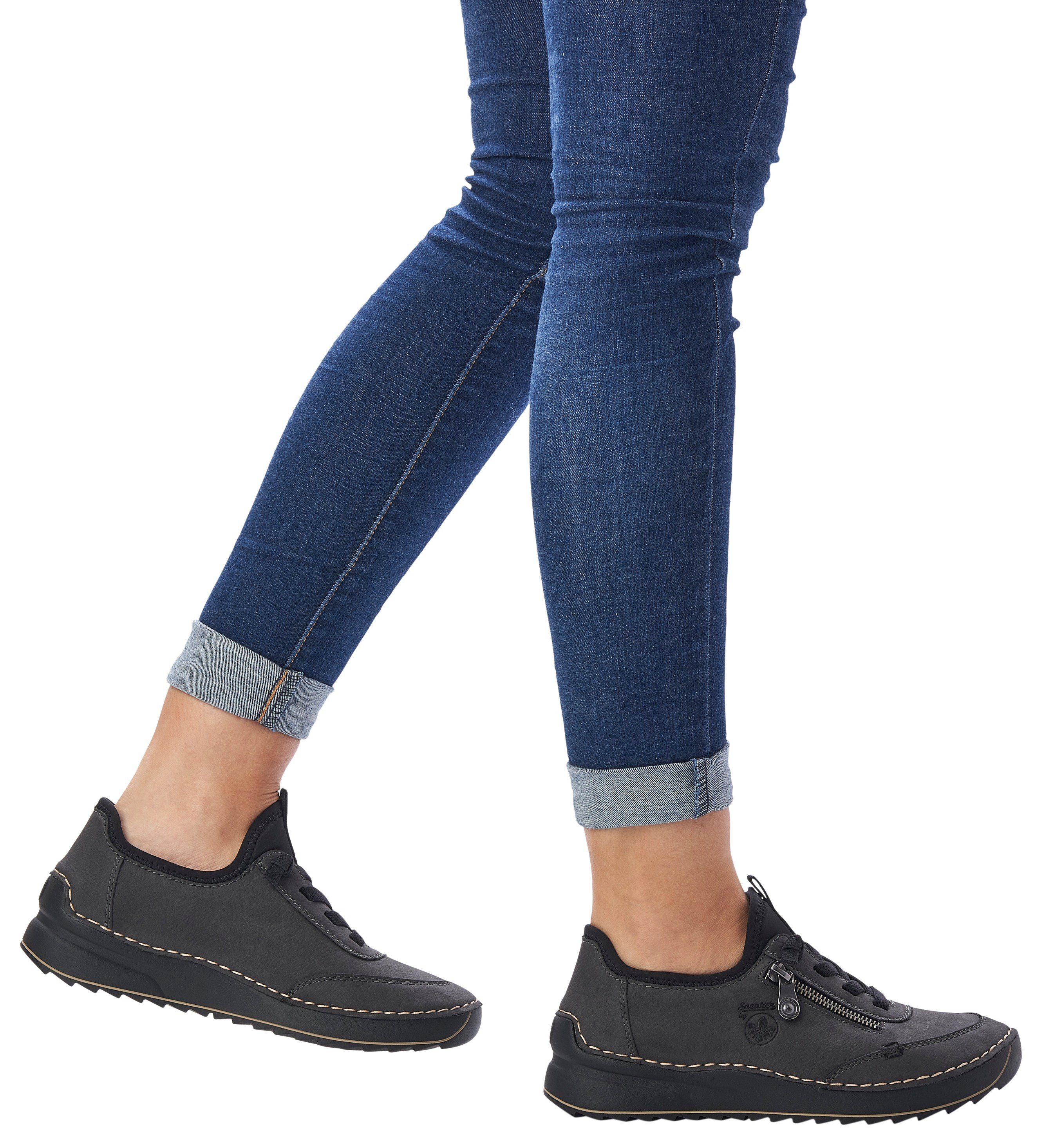 Rieker Sneakers Veterschoen, lage schoen, slipper met contrastnaad