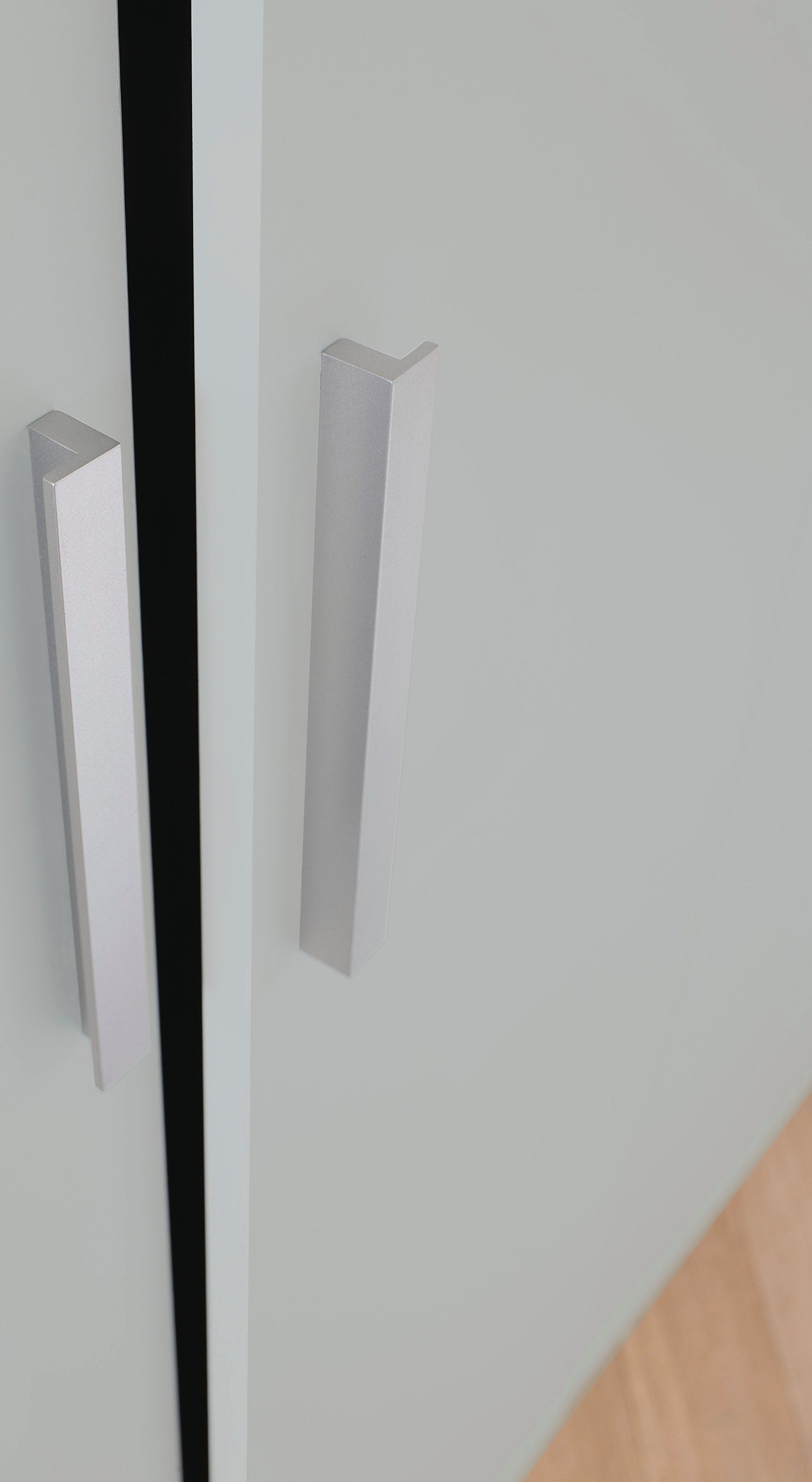 rauch Draaideurkast Kledingkast kast garderobe KOLUNA met decor-front inclusief 2 binnenladen en extra legplanken made in germany