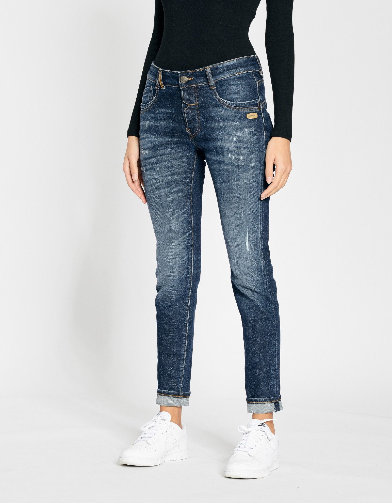 GANG Relax fit jeans 94GERDA met half open knoopsluiting