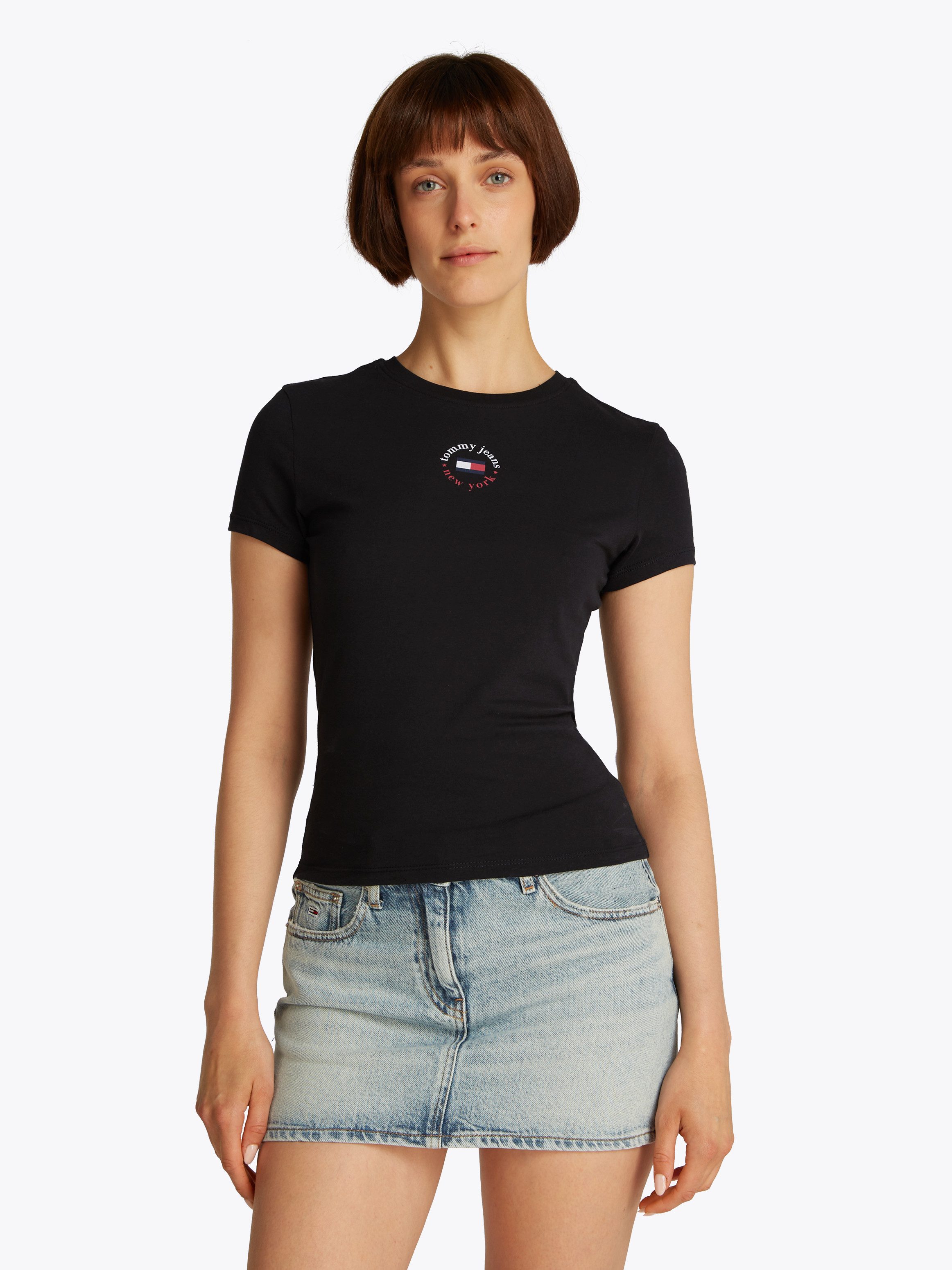 TOMMY JEANS T-shirt TJW SLIM ESSENTIAL LOGO 2 TEE dames t-shirts maat L (40) zwart