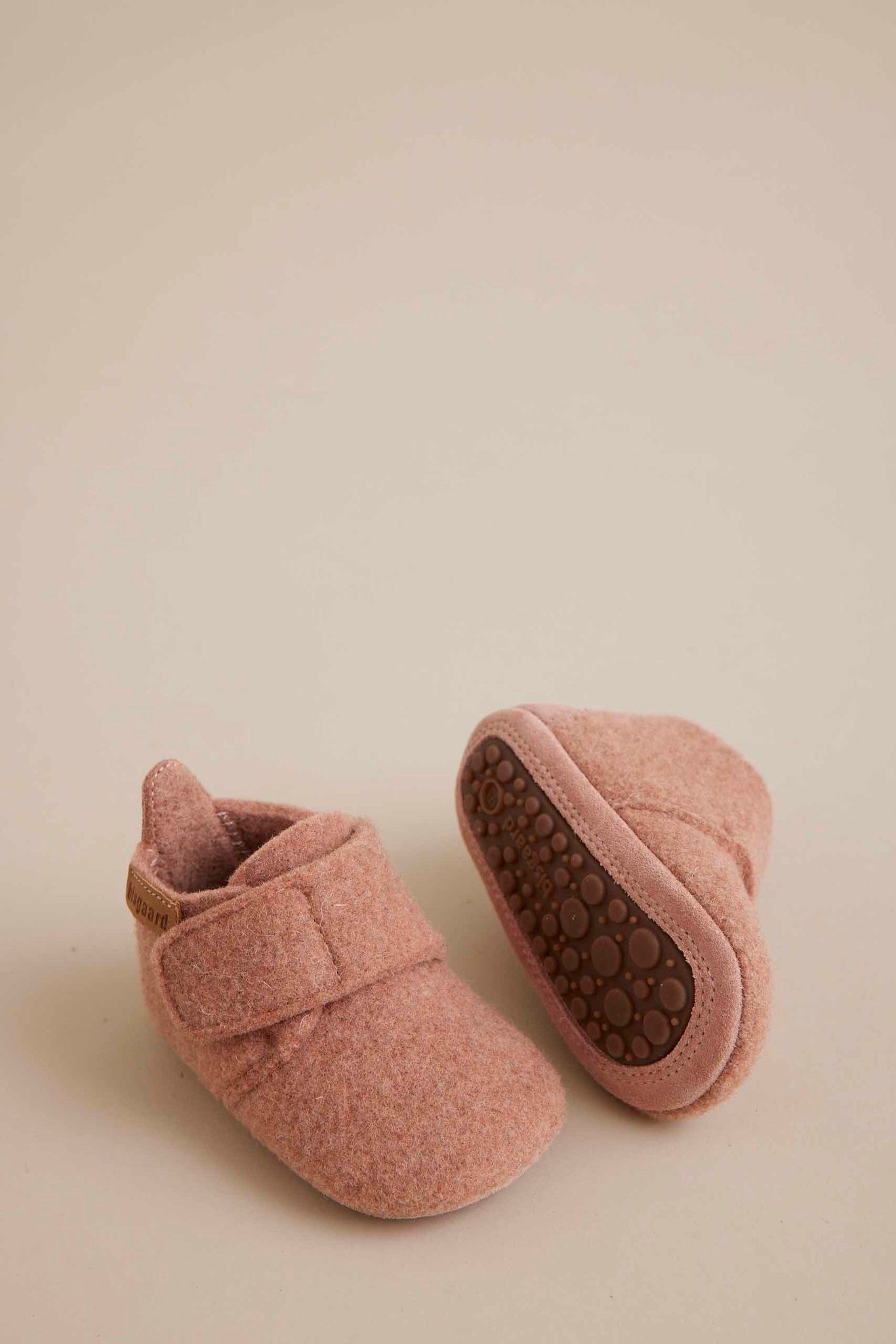 Bisgaard Pantoffels Bisgaard Baby Wool Wagen schoen, babyschoen, instapschoen met klittenbandsluiting