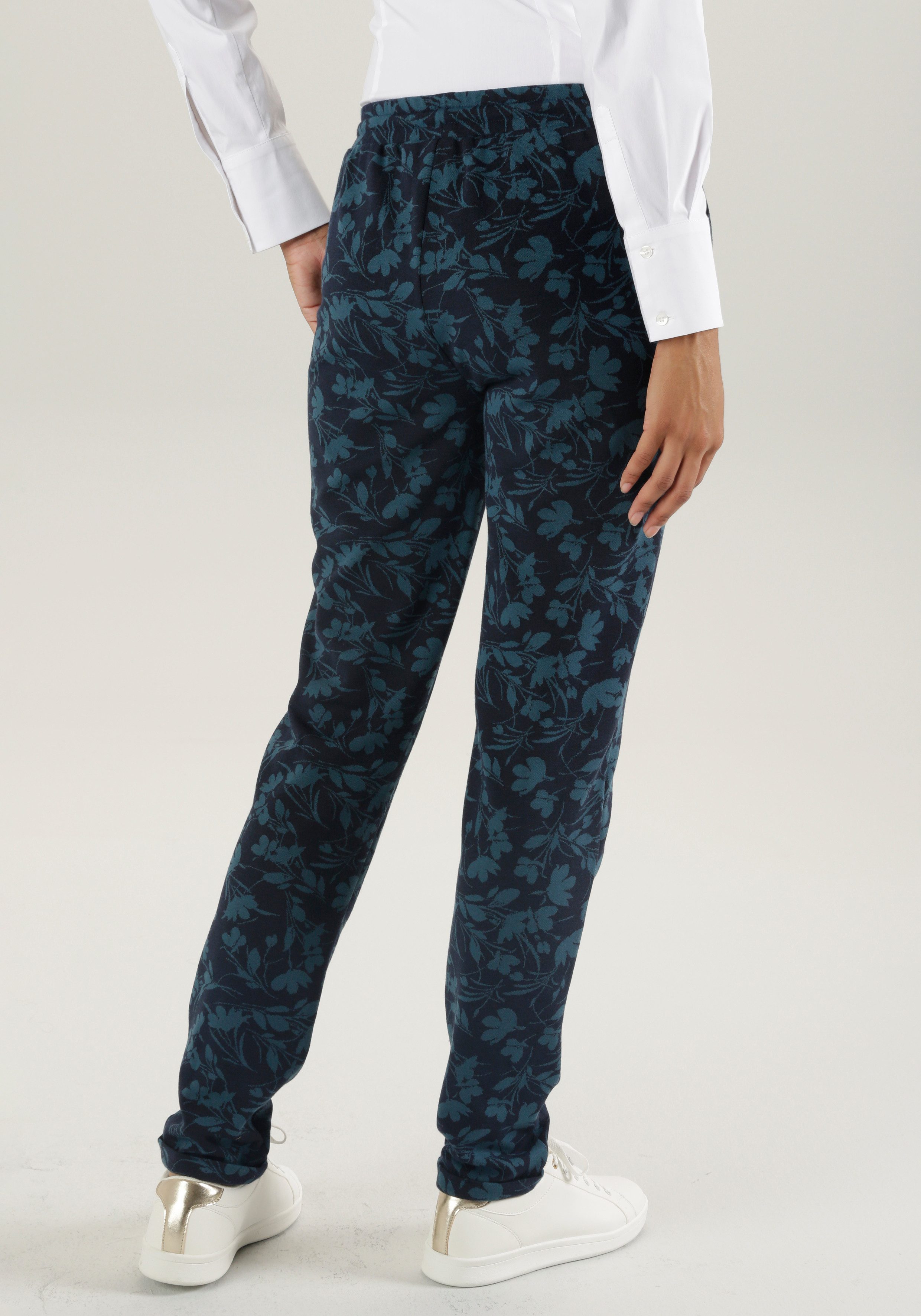 Aniston SELECTED Comfortbroek met praktische steekzakken
