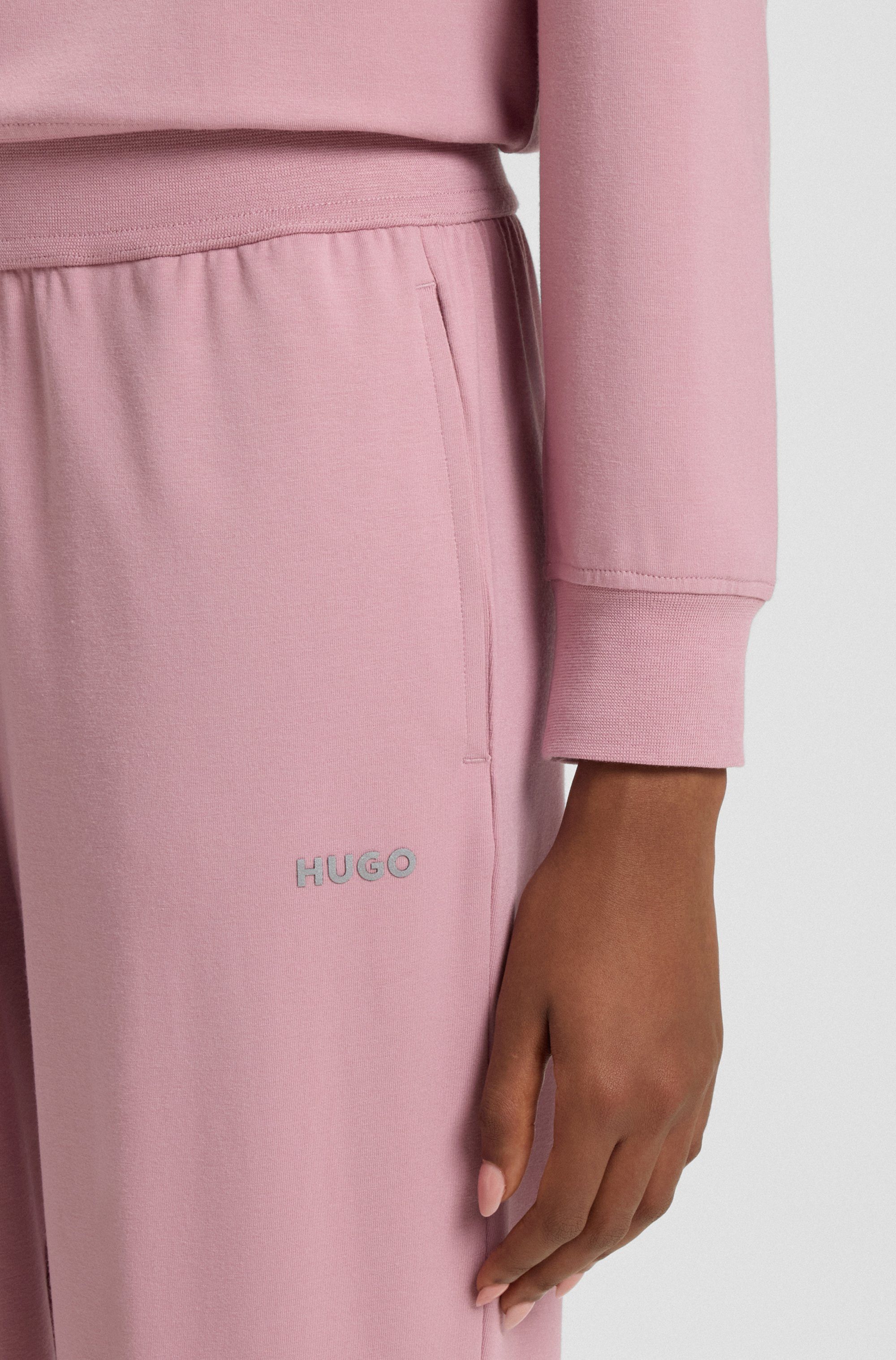 HUGO underwear Sweatbroek SHUFFLE_PANTS 10249155 01 met stijlvolle logo-opschrift