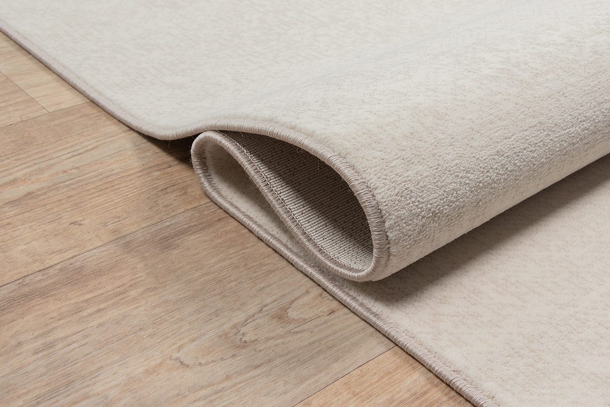 The carpet Vloerkleed Mila moderne woonkamer tapijt met elegant glanzende pool