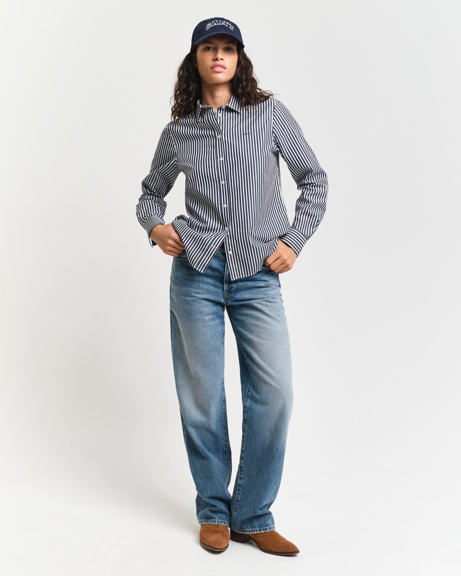 Gant Overhemdblouse REG POPLIN STRIPED SHIRT met een klein geborduurd logo op de borst