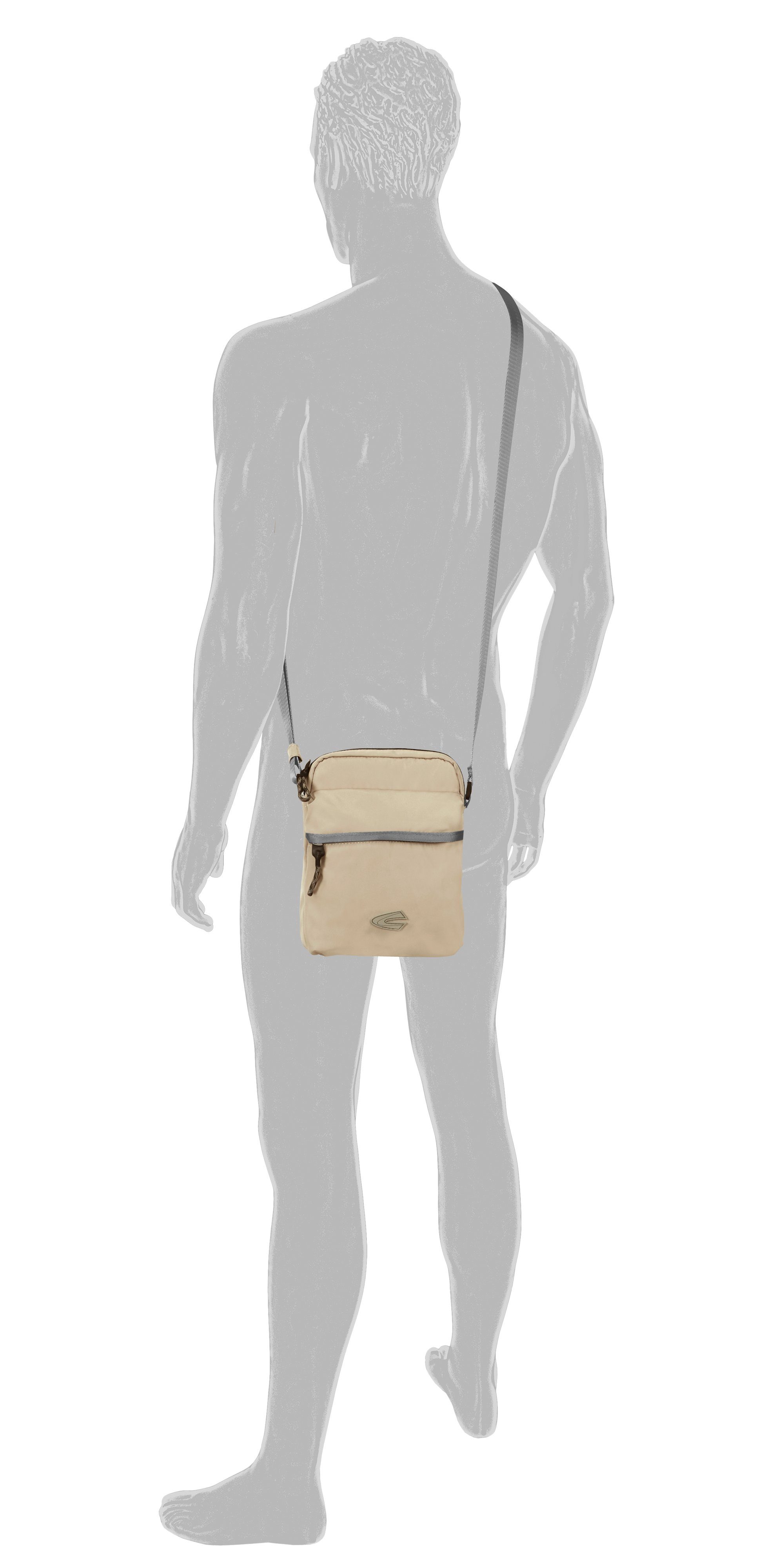 camel active Schoudertas Terra van gerecycled nylon en volumineus aangebrachte zakken