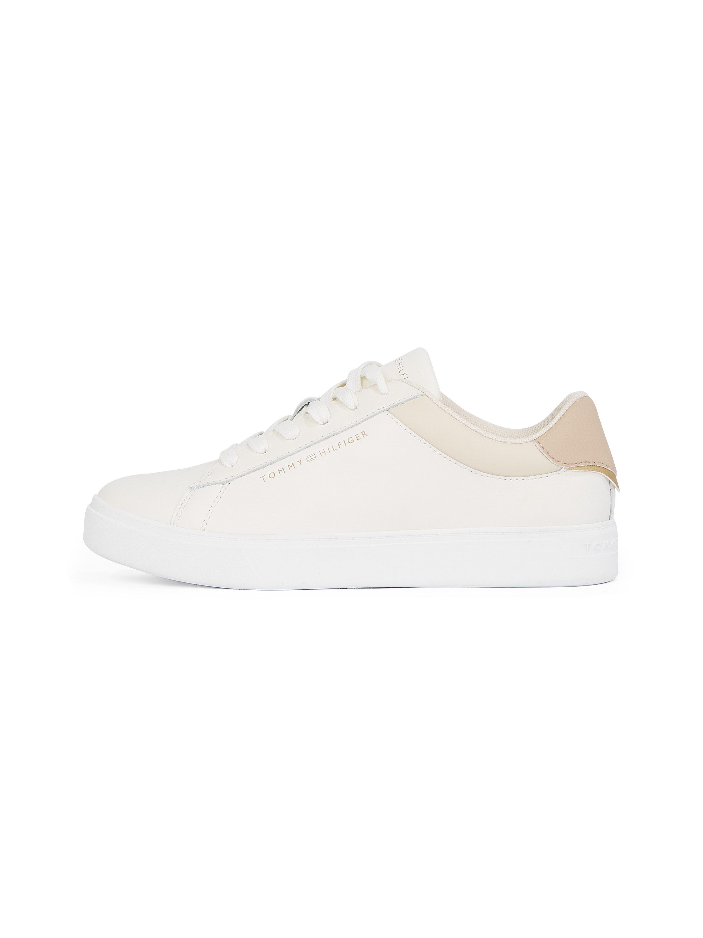 Tommy Hilfiger Plateausneakers ESSENTIAL COURT SNEAKER , vrijetijdsschoen, lage schoen, veterschoen met logo-opdruk