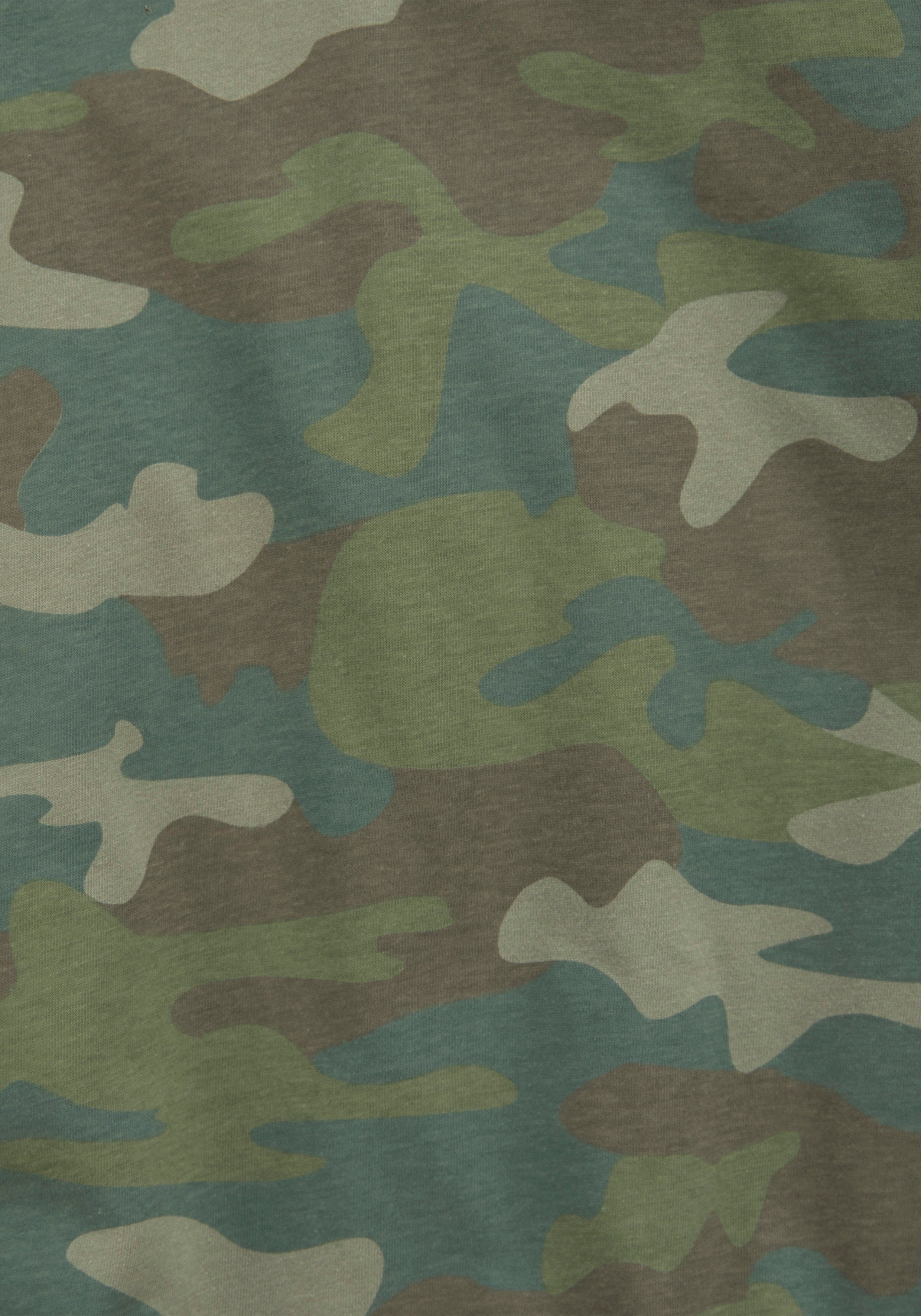KIDSWORLD T-shirt In coole camouflage-look Korte mouwen, stijlvolle allover print