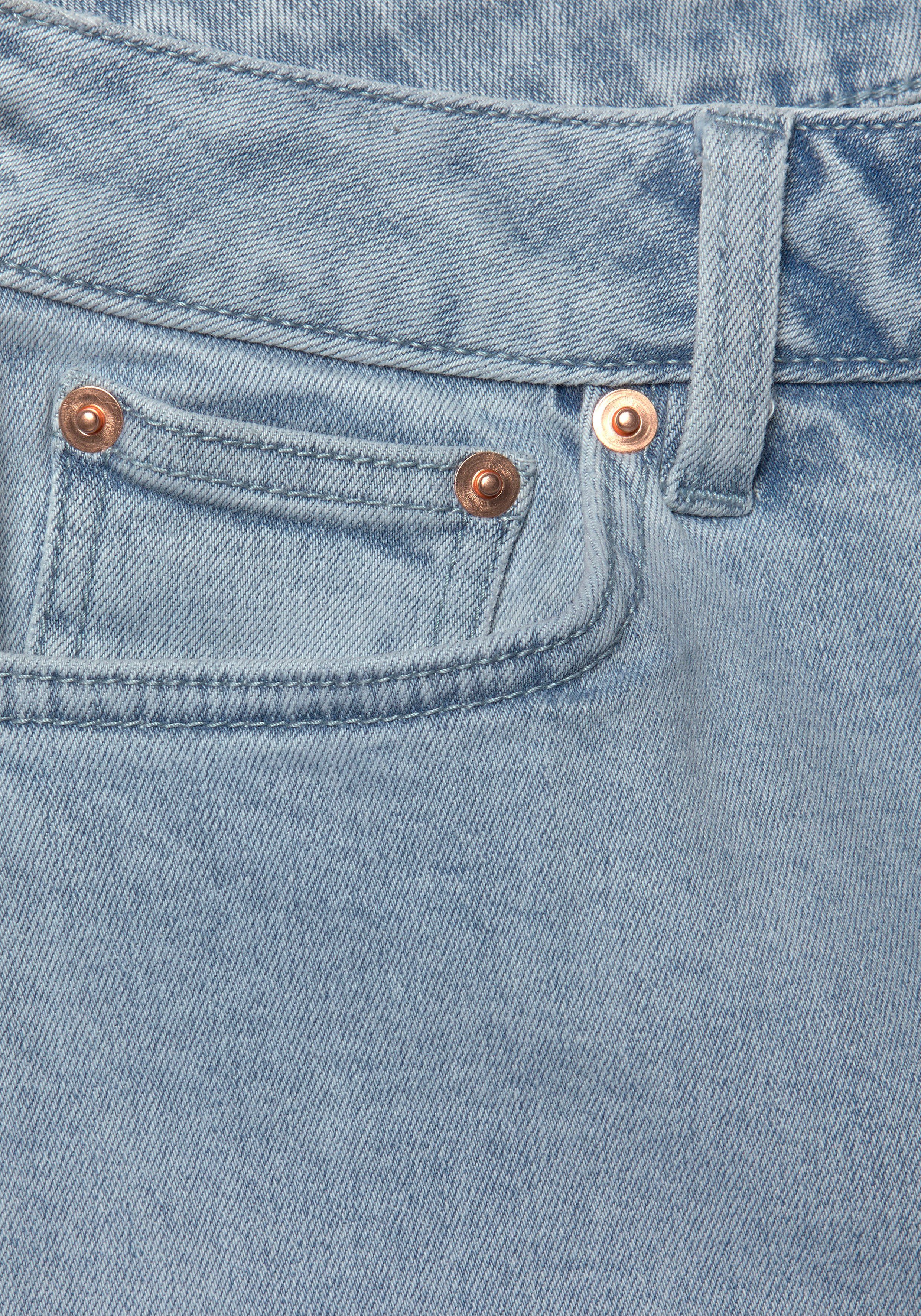 Buffalo Wijde jeans met licht uitgerafelde broekzoom, culotte jeans in 7/8-lengte