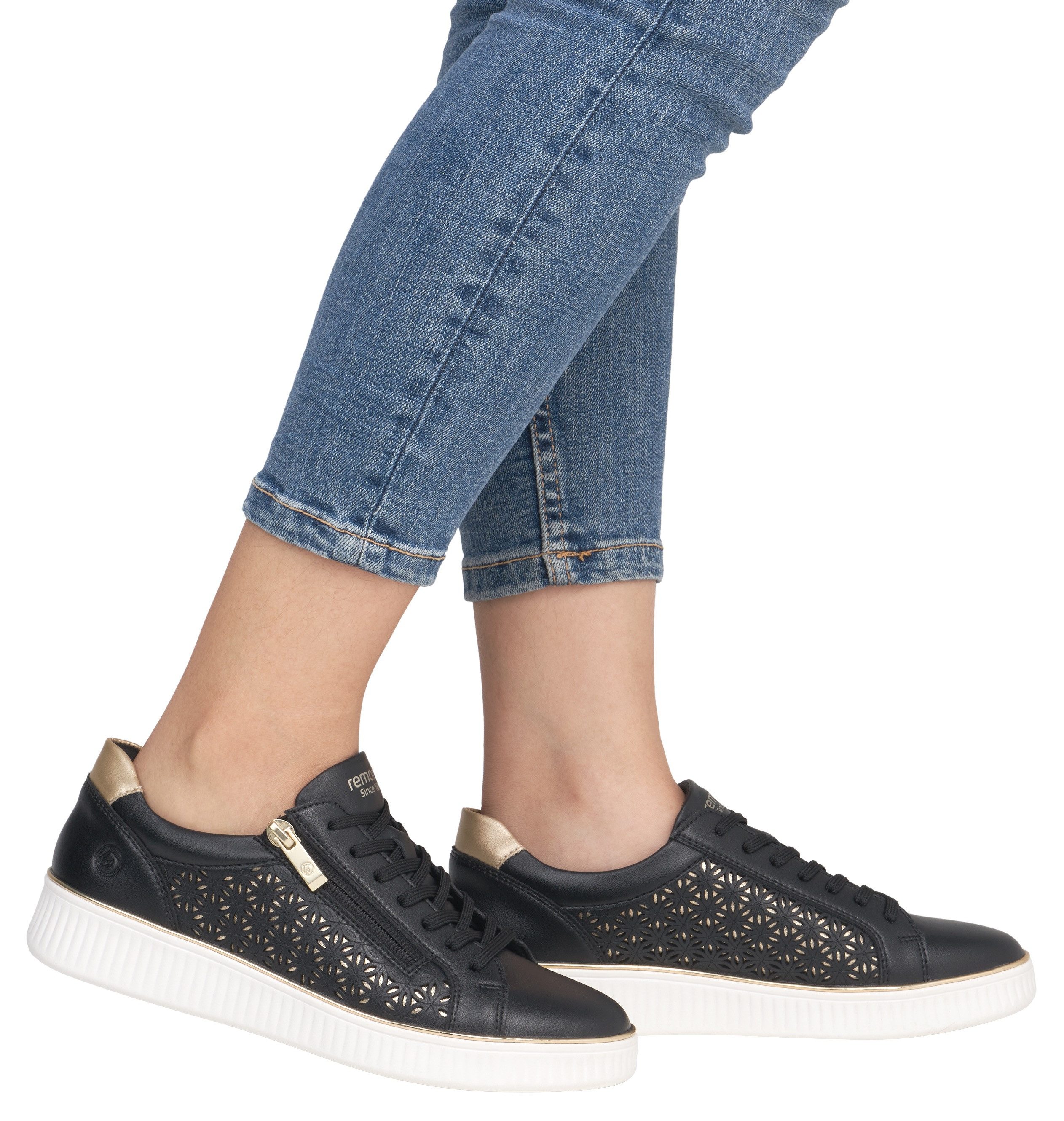 Remonte Plateausneakers , vrijetijdsschoen, veterschoen, lage schoen met perforatie