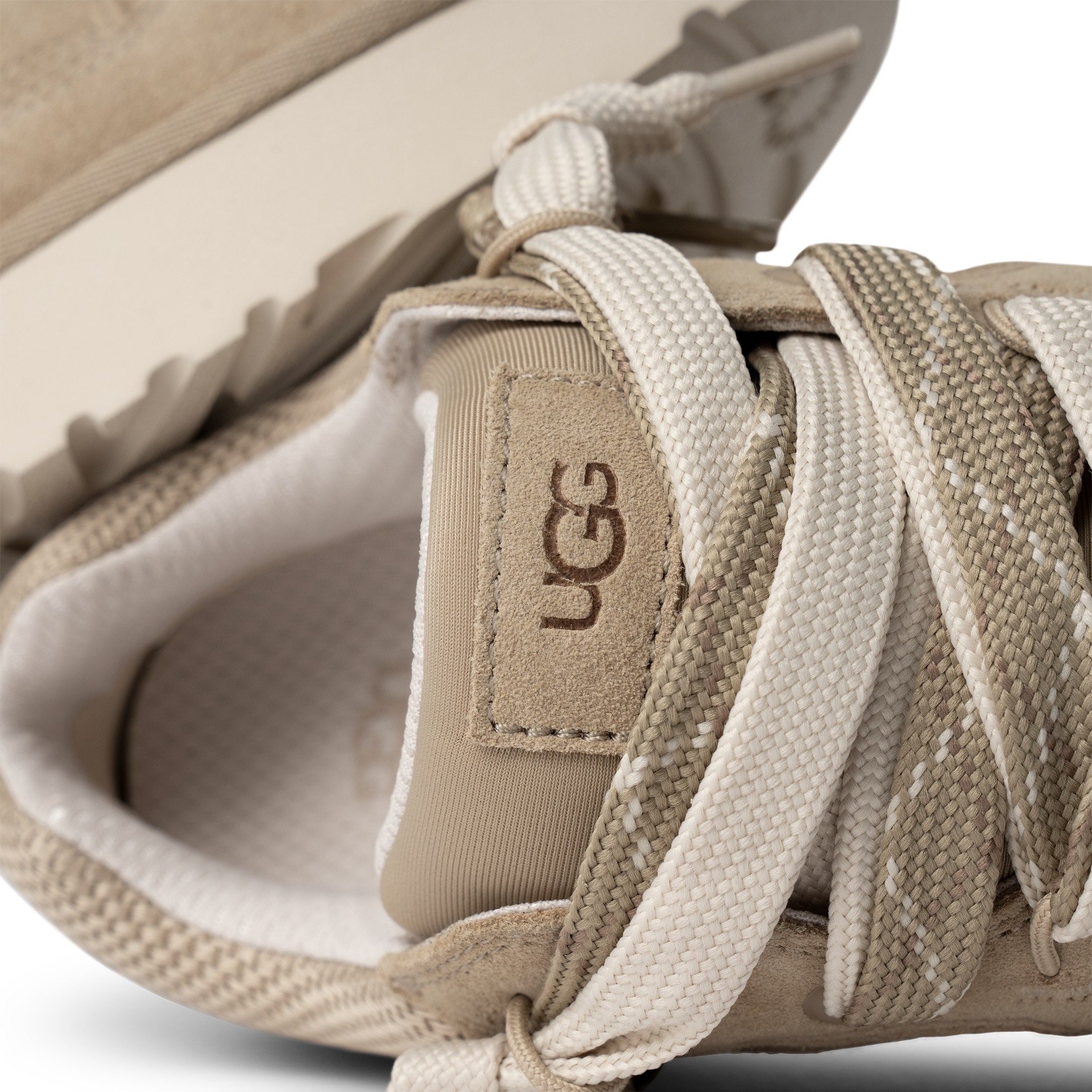 UGG Sneakers LO LOWMEL , sneaker, vrijetijdsschoen met trendy loopzool