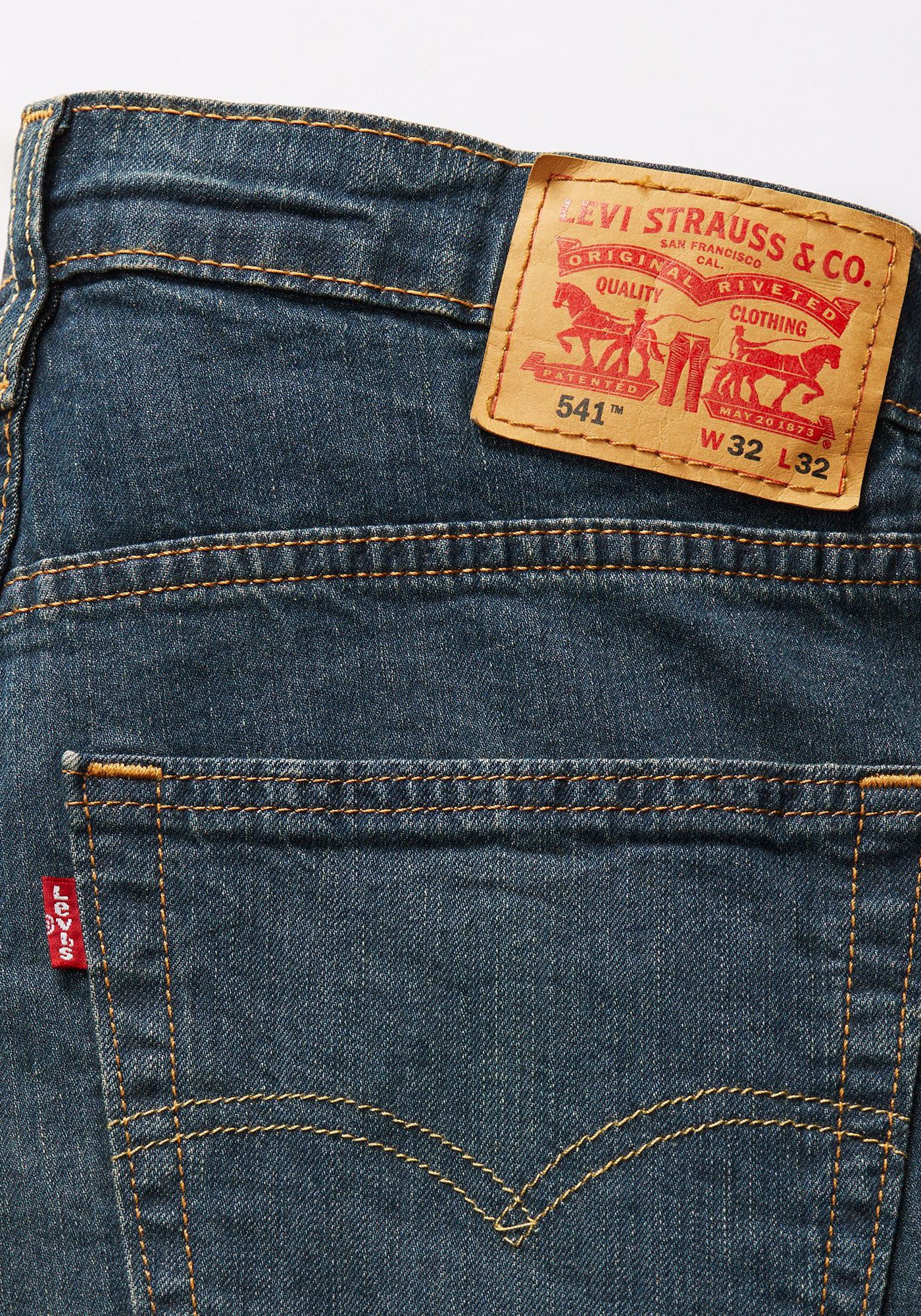 Levi's® Straight Jeans 541 in five-pocketsstijl