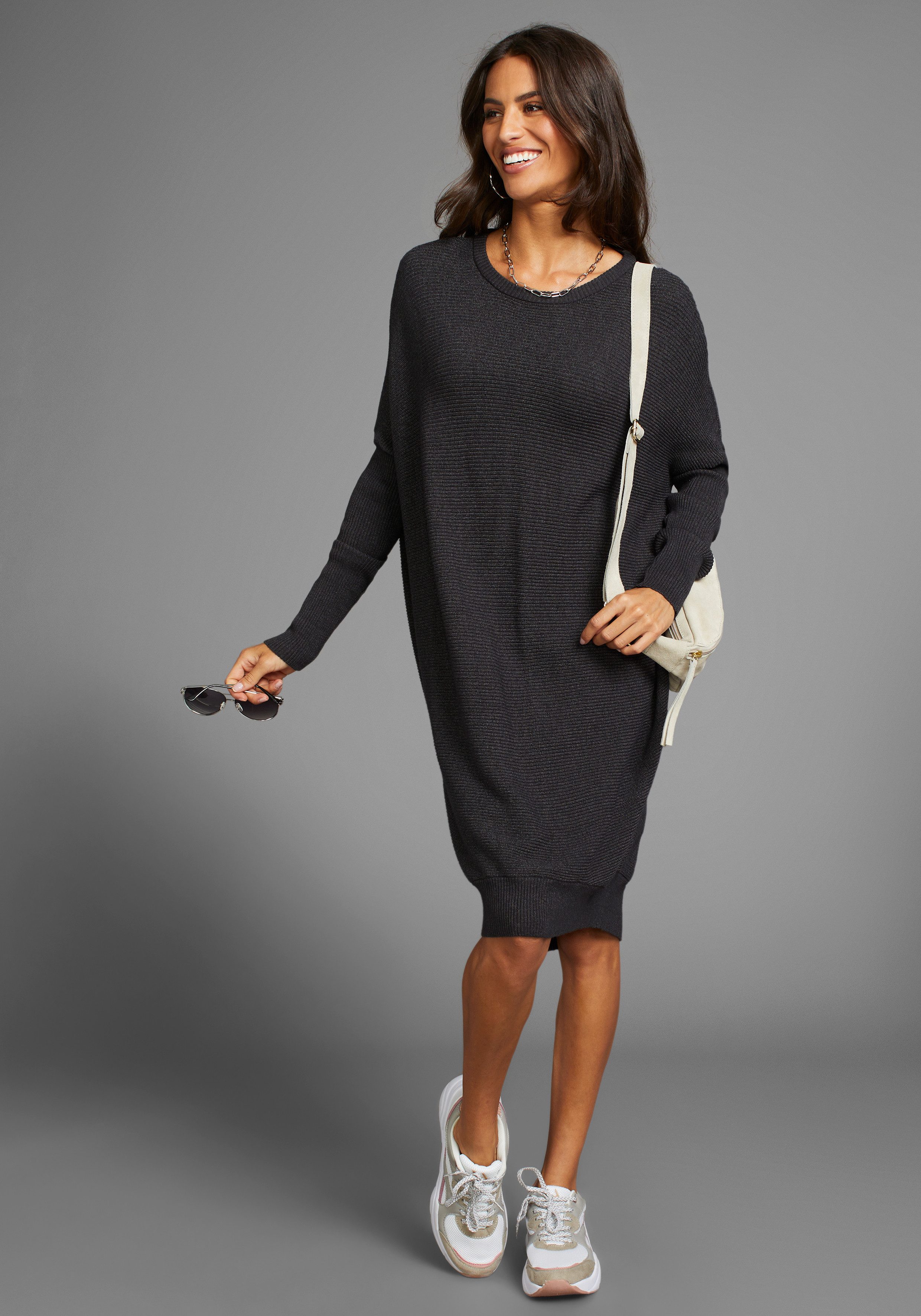 Laura Scott Lange trui in oversized
