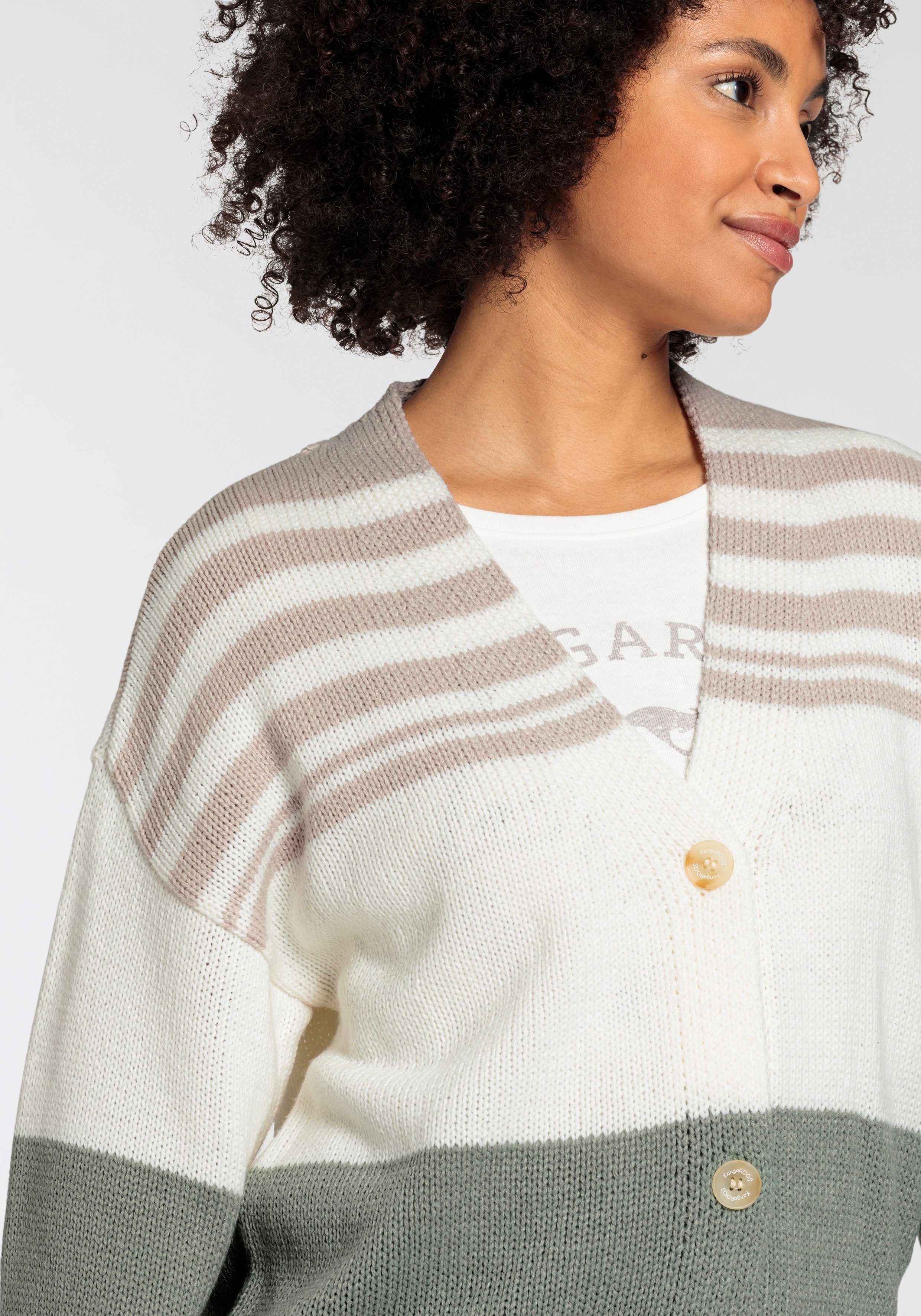 KangaROOS Cardigan met modieuze streep-ontwerp
