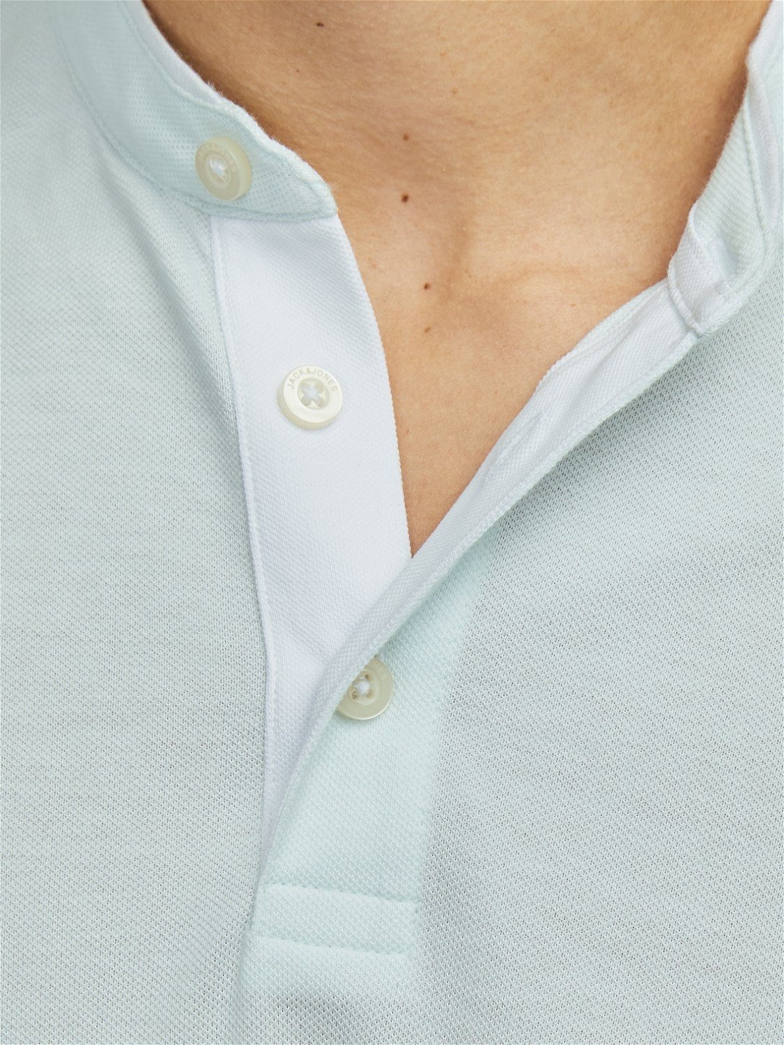 Jack & Jones Poloshirt JJEPAULOS MAO POLO met geborduurd logo