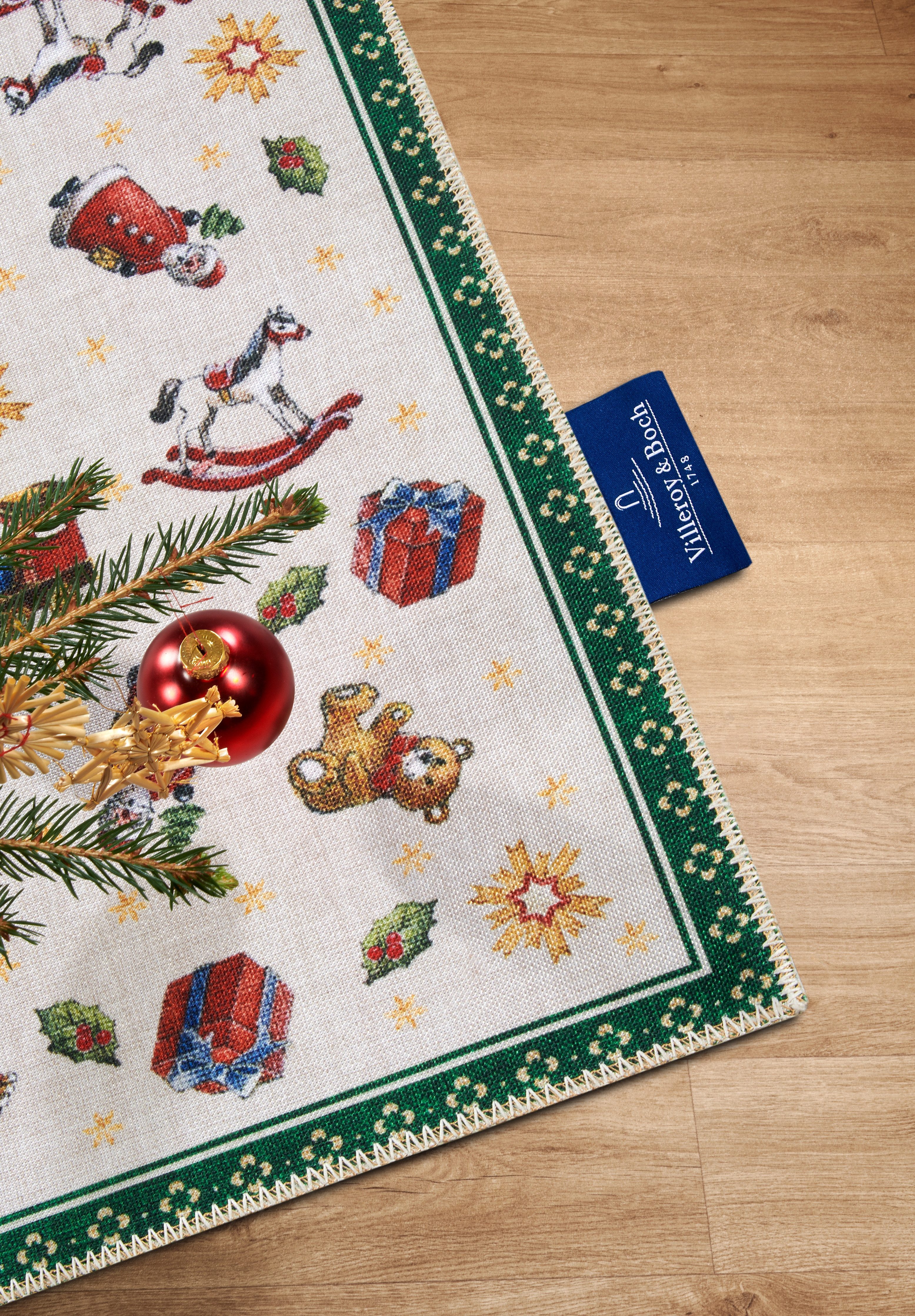 Villeroy & Boch Vloerkleed Nostalgic Toy's Delight, vierkant, rond en loper Kerst, woonkamer, hal, cadeau, Toys Delight, decoratie